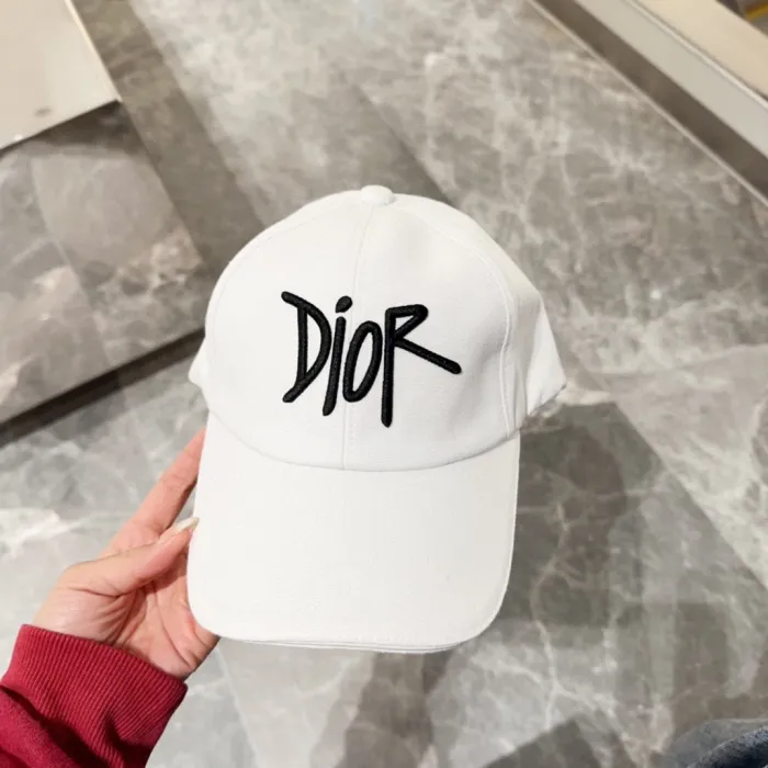 CHRISTIAN DIOR Кепка с логотипом