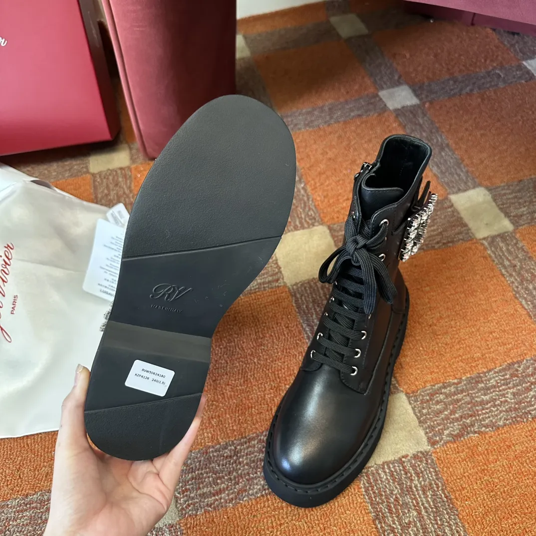 ROGER VIVIER Женские ботинки Martin ROGER VIVIER Женские ботинки Martin