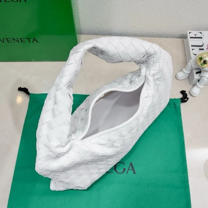 BOTTEGA VENETA Сумка Hop Medium BOTTEGA VENETA Сумка Hop Medium