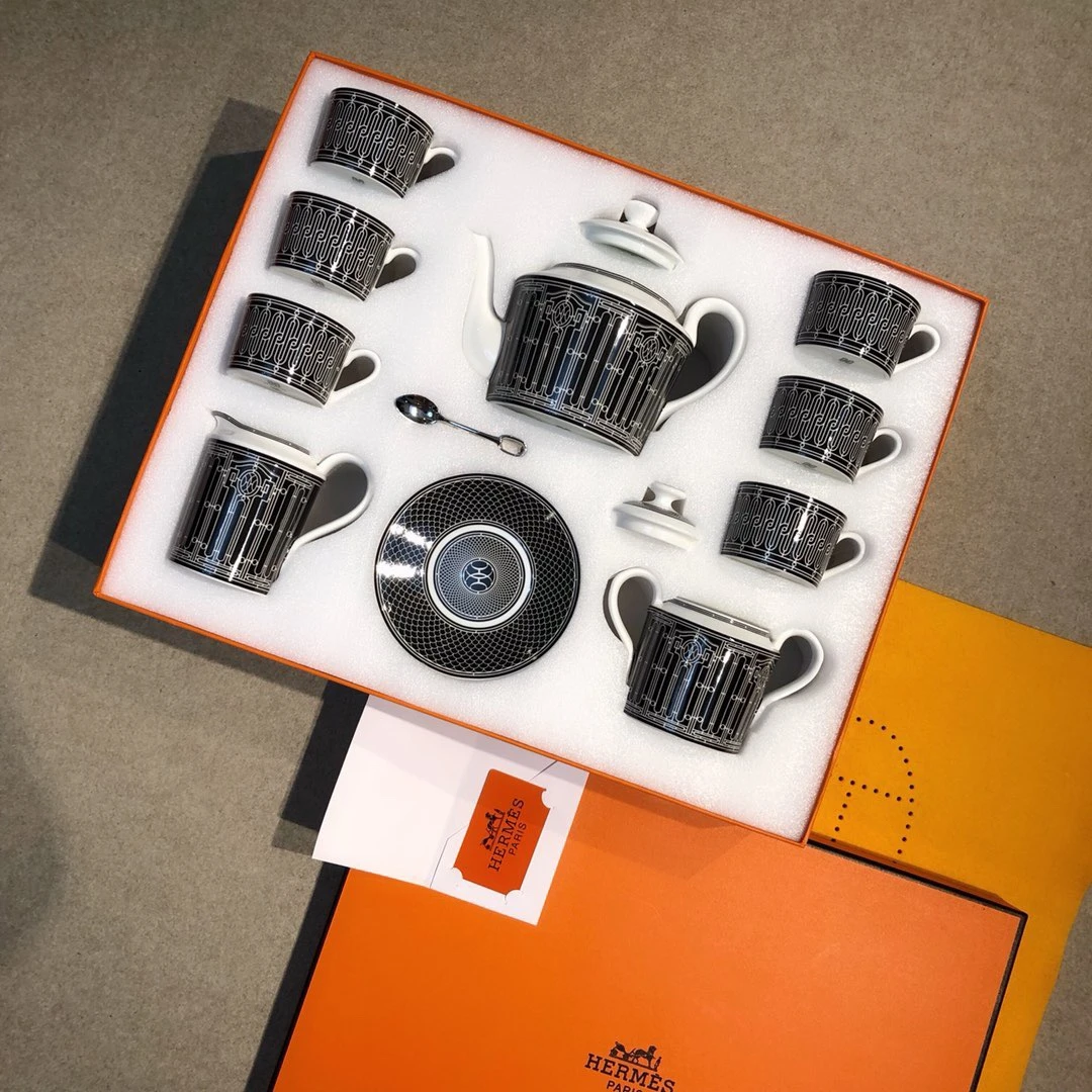 HERMES Чайный сервиз на 6 персон H Deco HERMES Чайный сервиз на 6 персон H Deco