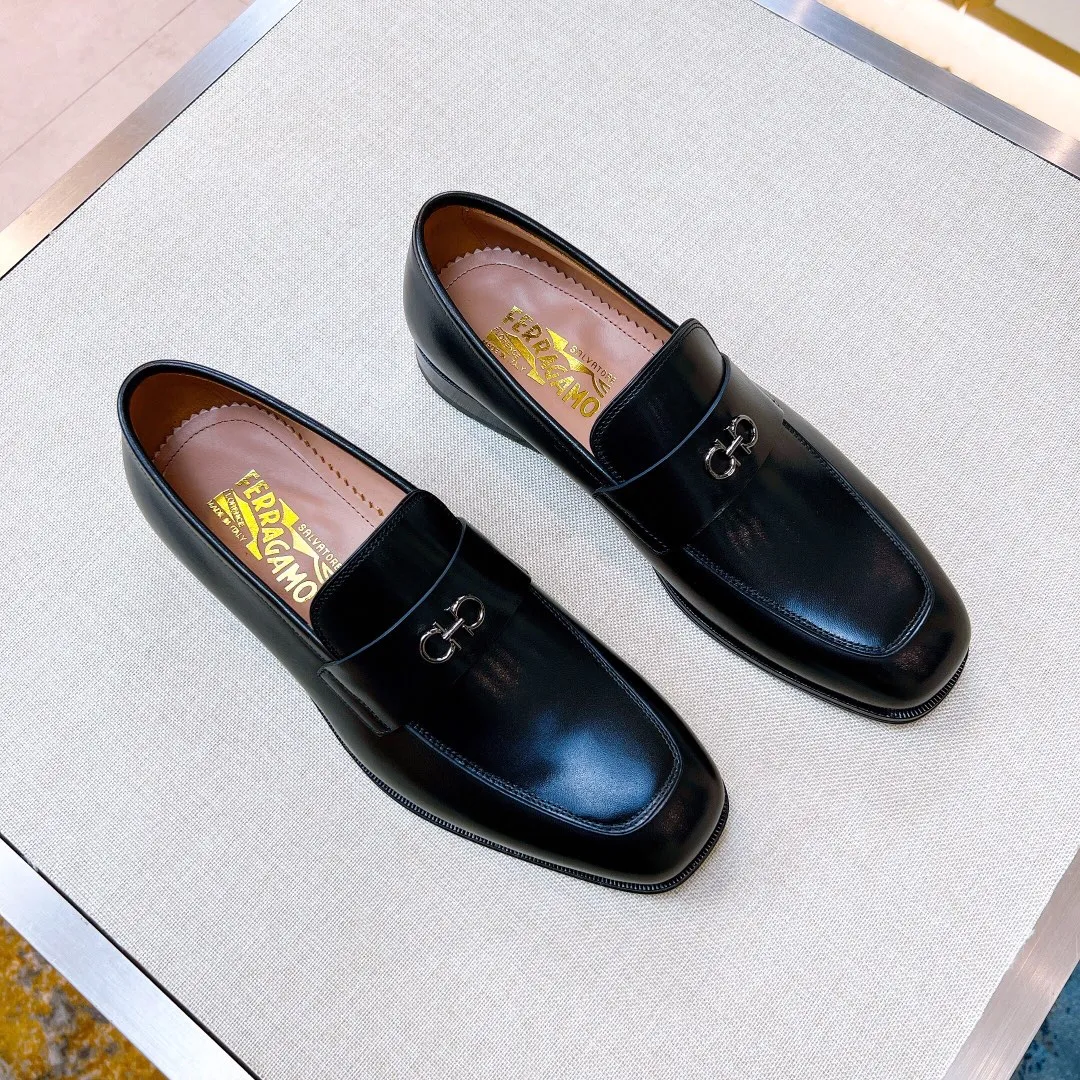 SALVATORE FERRAGAMO Мужские лоферы из импортной коровьей кожи SALVATORE FERRAGAMO Мужские лоферы из импортной коровьей кожи