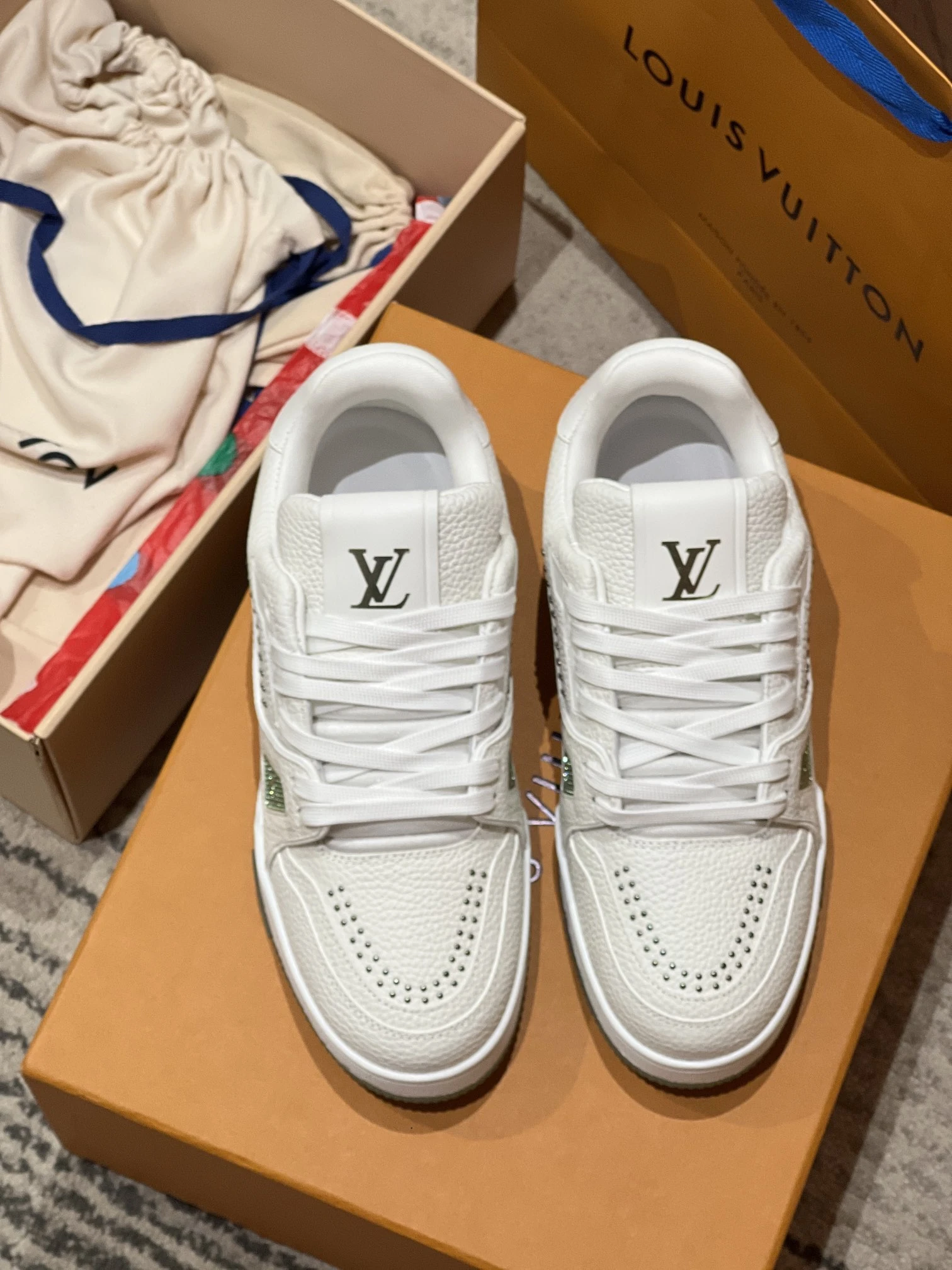 LOUIS VUITTON Кроссовки LV Trainer 24FW