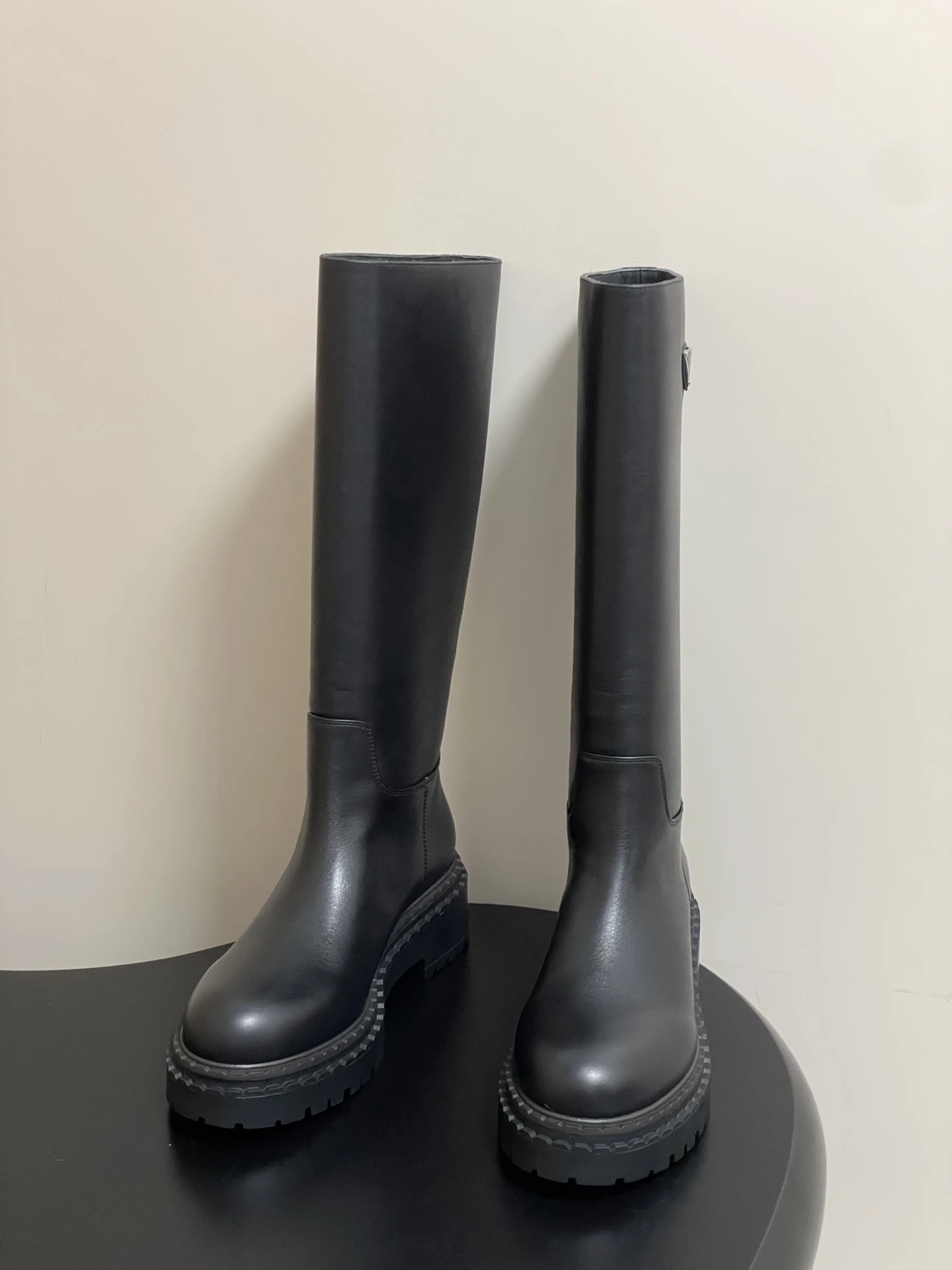 PRADA Женские высокие классические сапоги