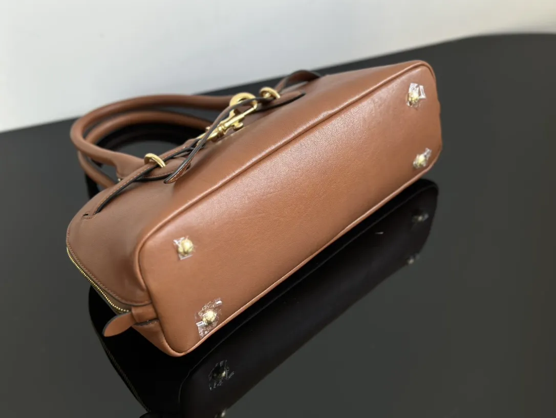 MIU MIU Женская сумка с ремешком