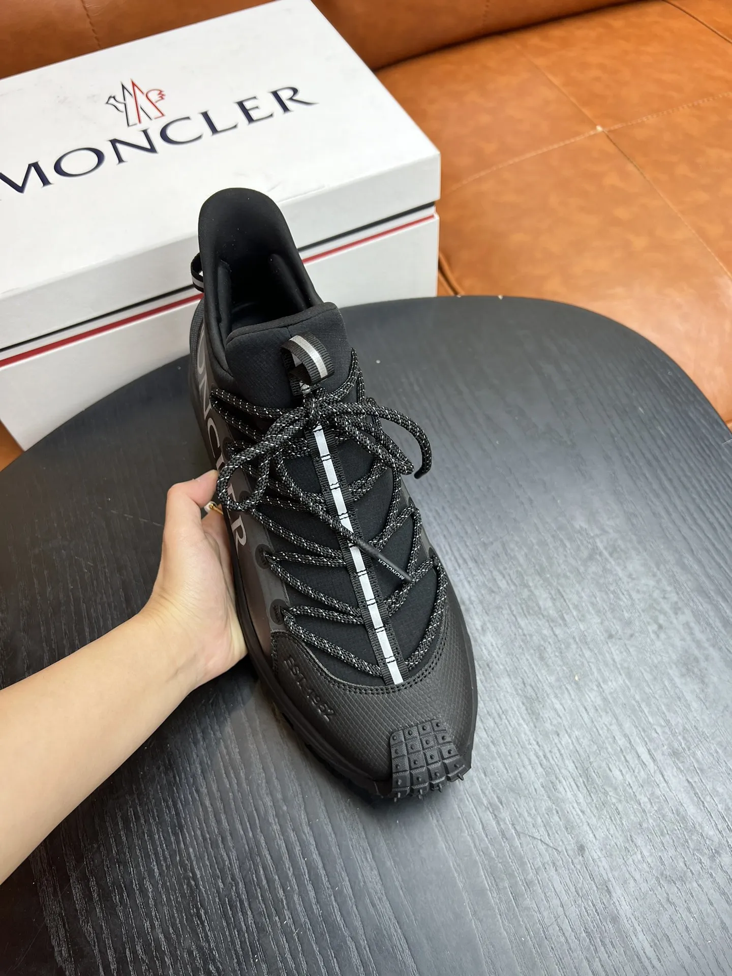 MONCLER Мужские кроссовки Mongolian