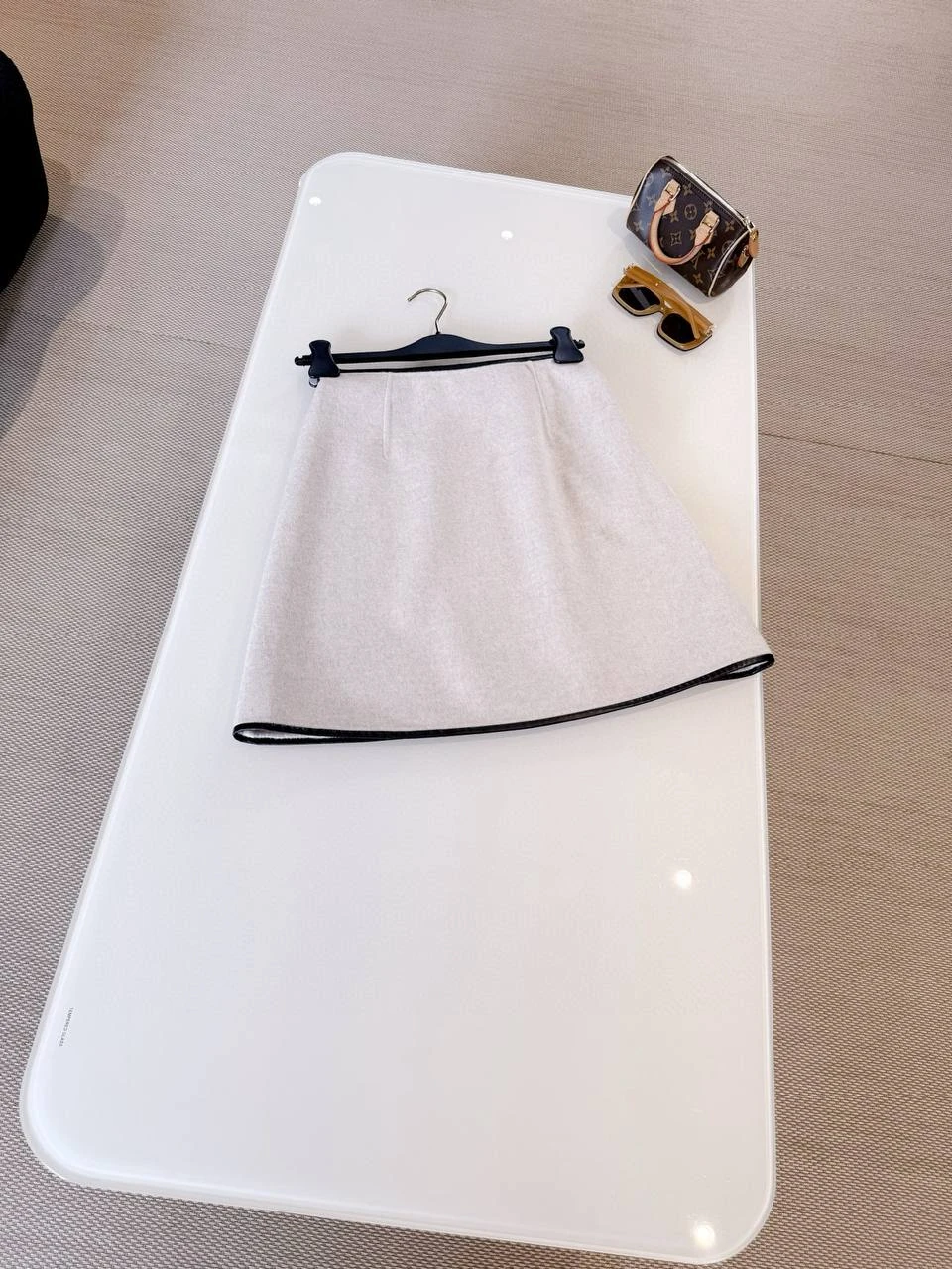 LOUIS VUITTON Женская юбка из шерсти LOUIS VUITTON Женская юбка из шерсти