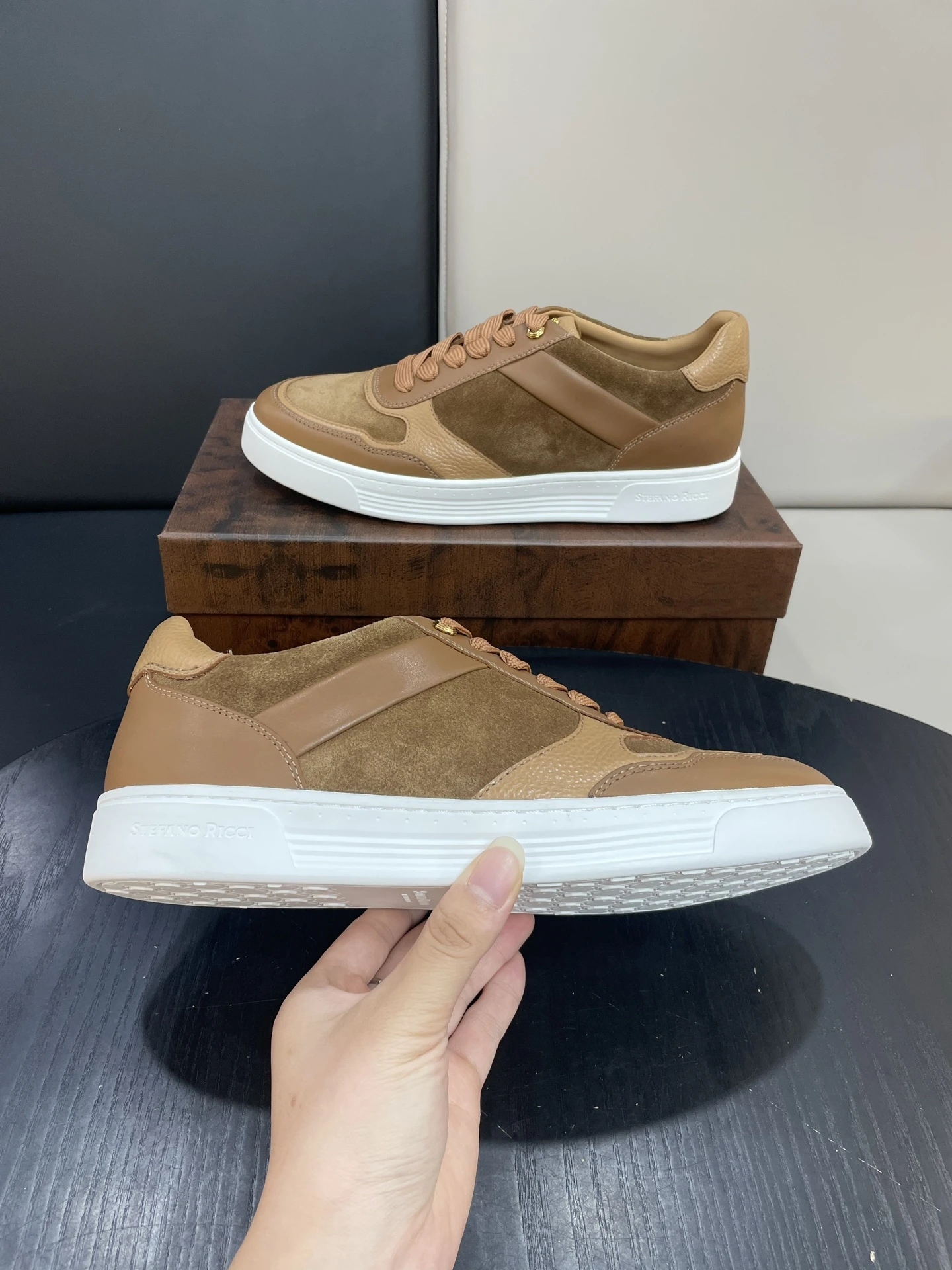 STEFANO RICCI Мужские кроссовки из гладкой кожи и замши черные с белой подошвой