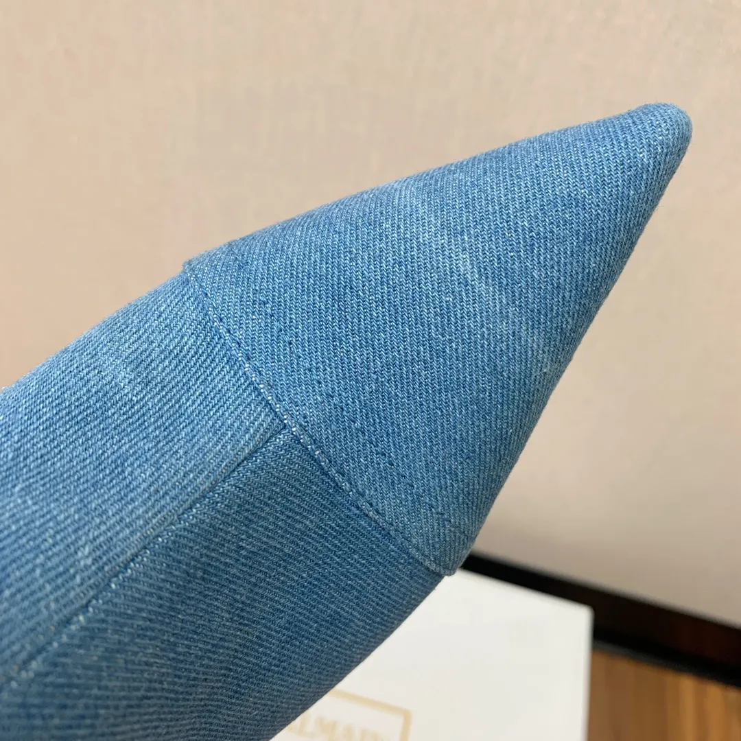 BALMAIN Женские ботильоны из денима