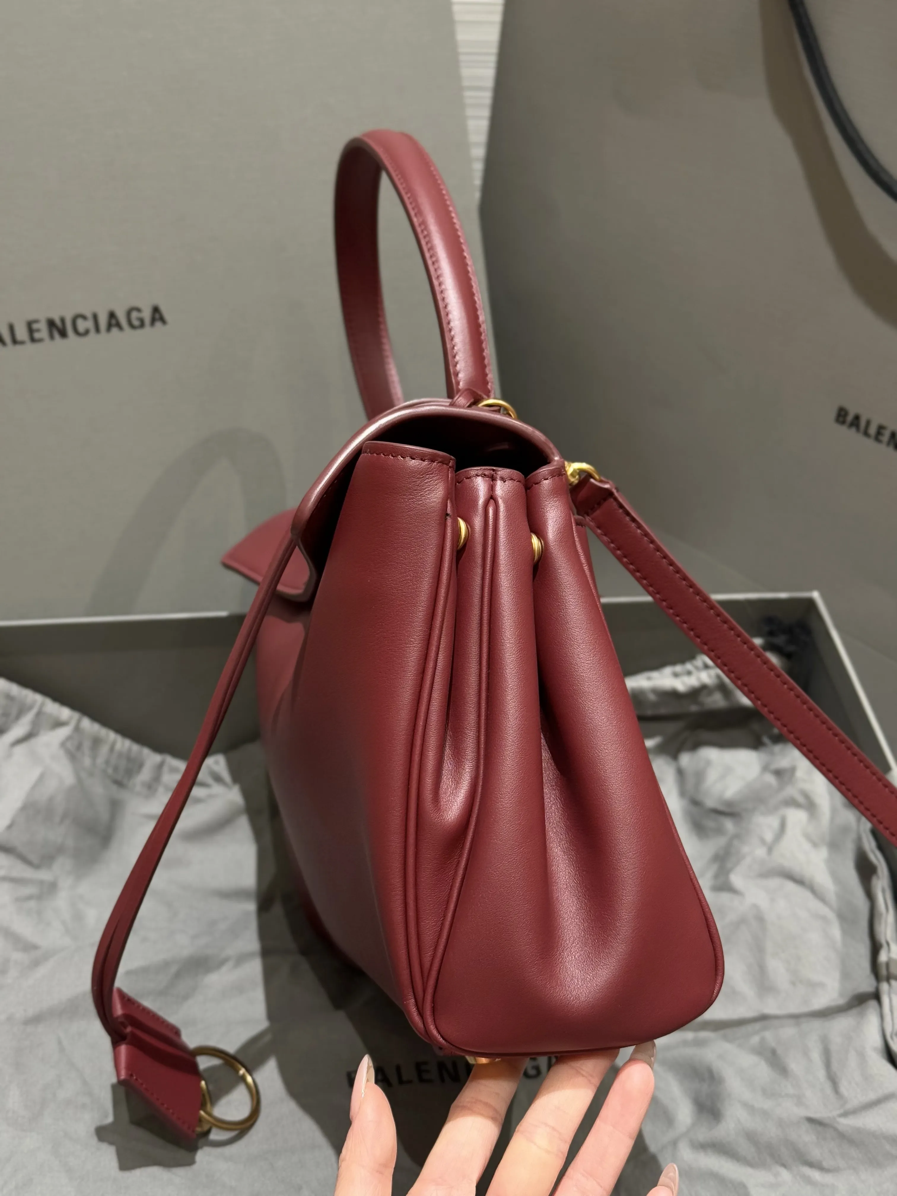 BALENCIAGA Женская сумка Rodeo Burgundy BALENCIAGA Женская сумка Rodeo Burgundy