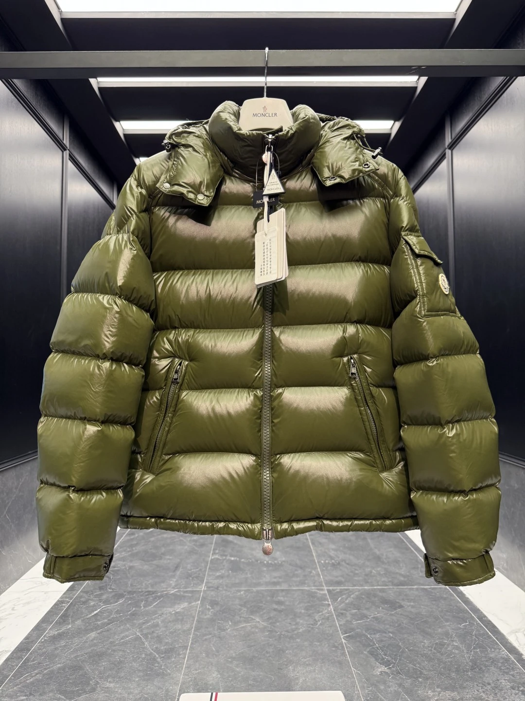 MONCLER Мужской пуховик Maya MONCLER Мужской пуховик Maya