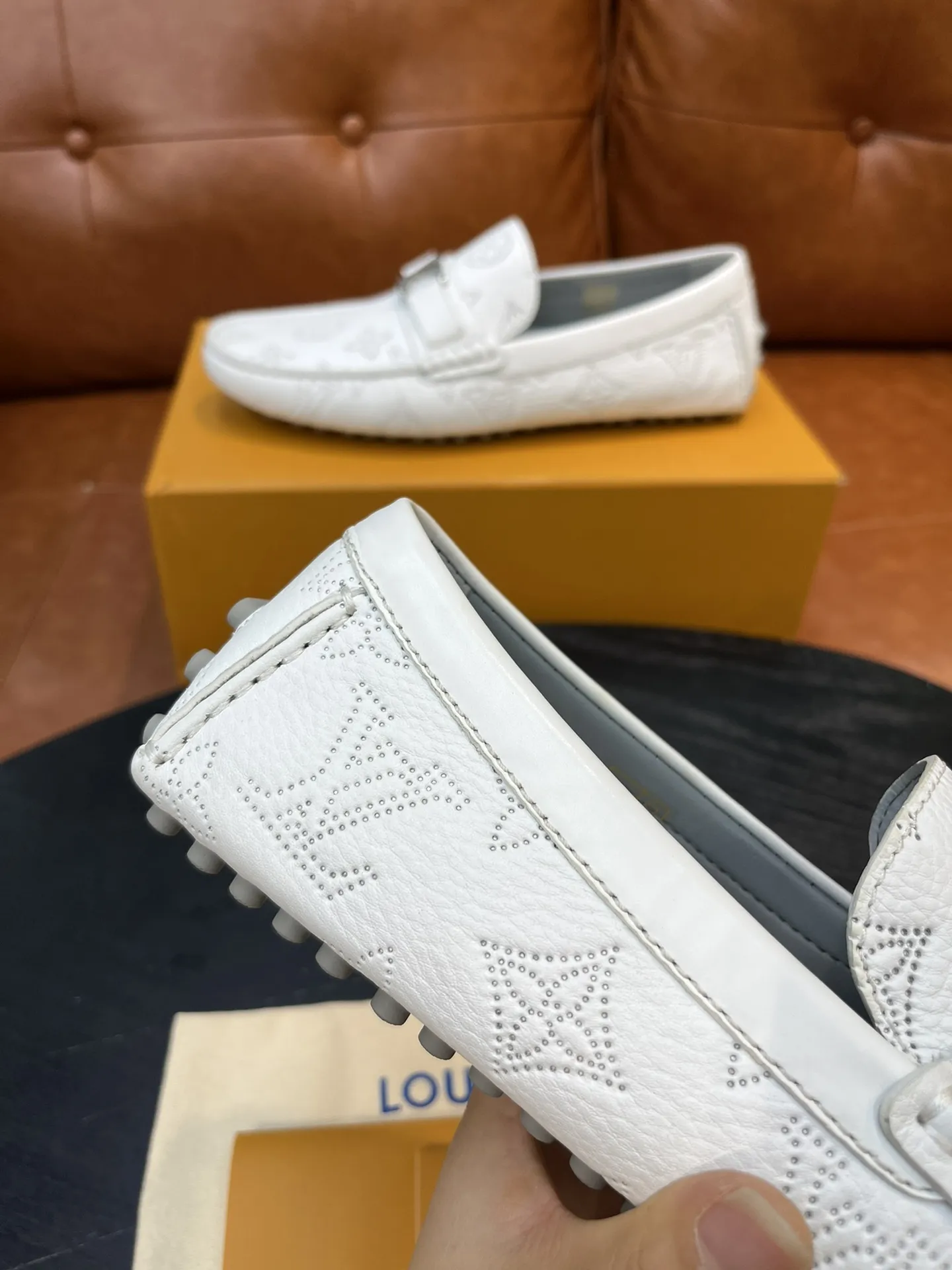 LOUIS VUITTON Мужские мокасины LOUIS VUITTON Мужские мокасины