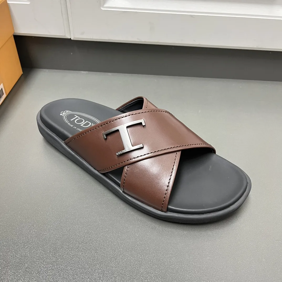 TOD'S Мужские тапки из телячьей кожи TOD'S Мужские тапки из телячьей кожи