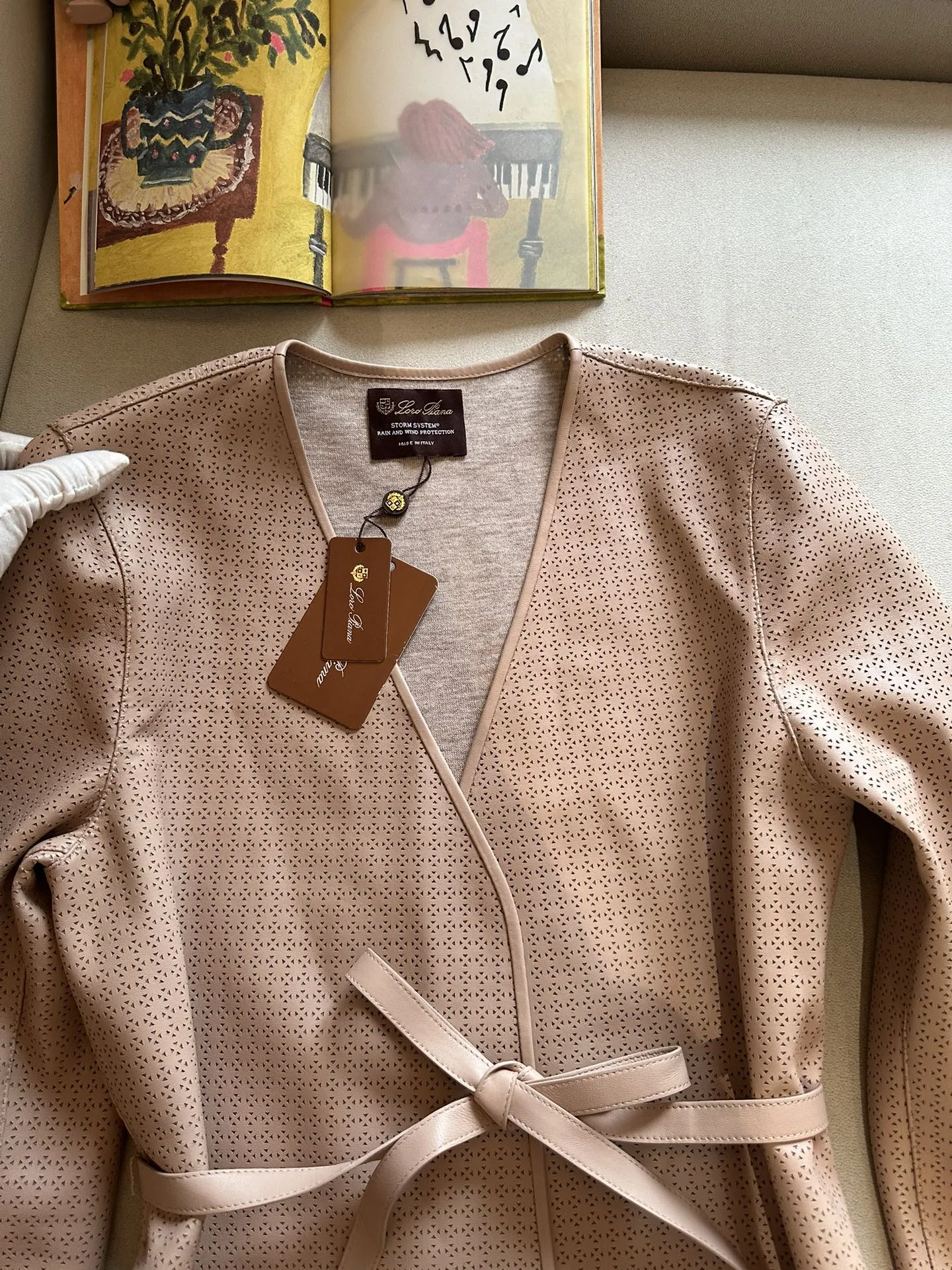 LORO PIANA Женский кожаный кардиган LORO PIANA Женский кожаный кардиган