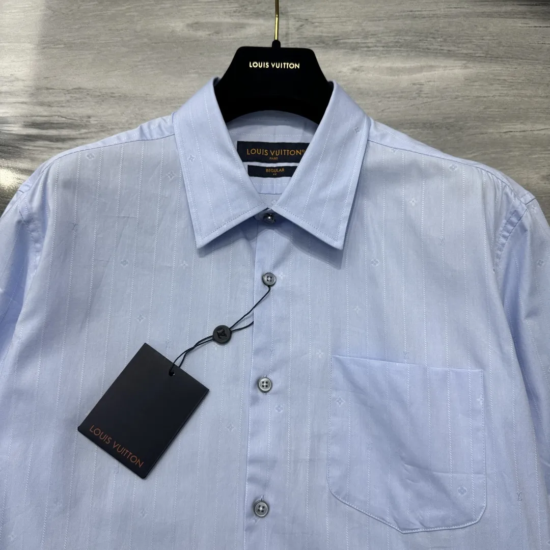 LOUIS VUITTON Мужская рубашка из хлопка  LOUIS VUITTON Мужская рубашка из хлопка