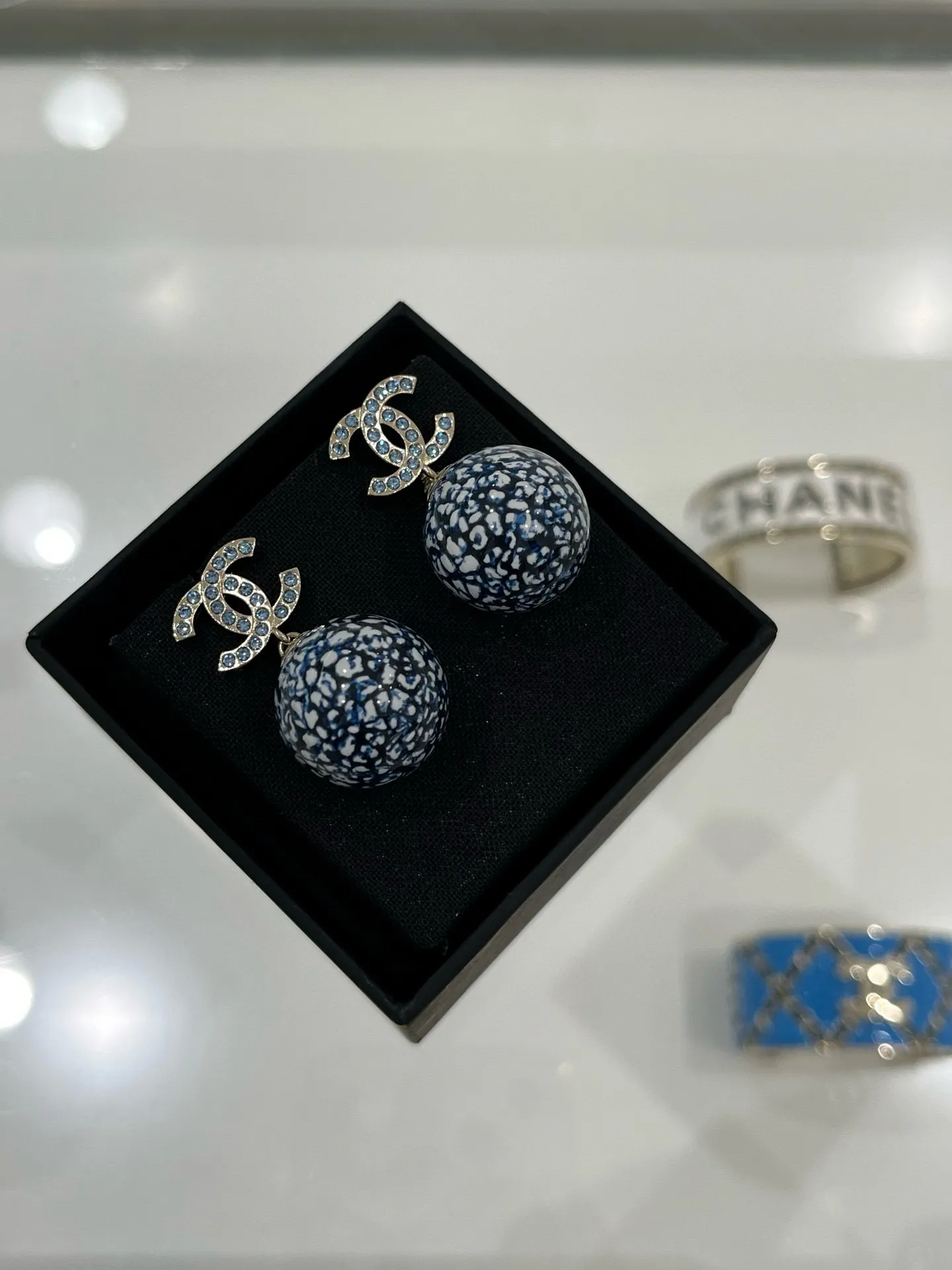 CHANEL Женские серьги 25A 