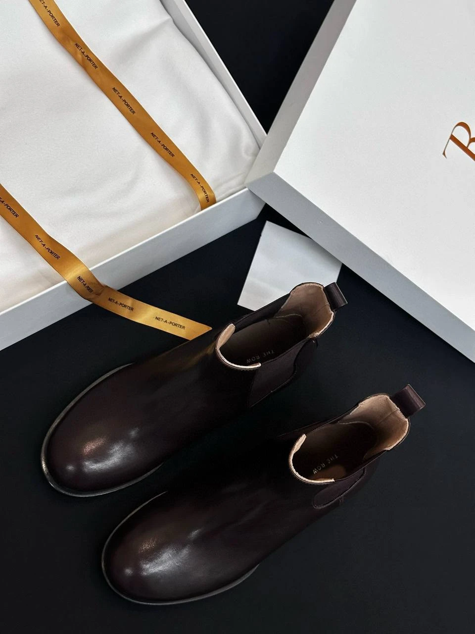 THE ROW Женские ботинки из телячьей кожи шоколадные THE ROW Женские ботинки из телячьей кожи шоколадные