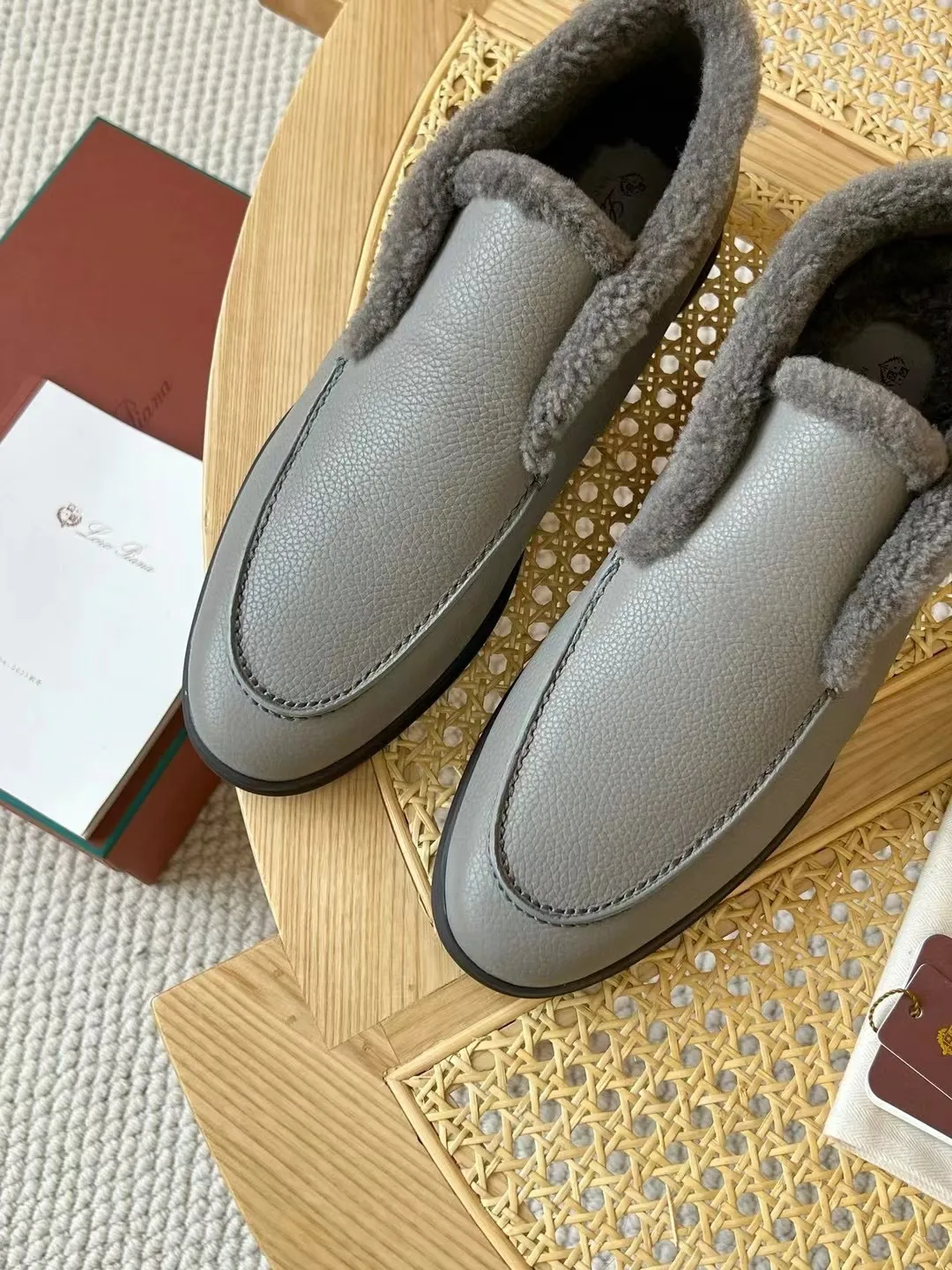 LORO PIANA Мужские лоферы с мехом