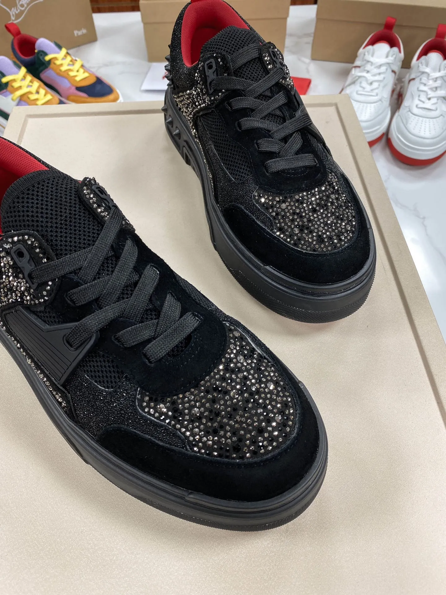 CHRISTIAN LOUBOUTIN Мужские кроссовки Astroloubi Strass