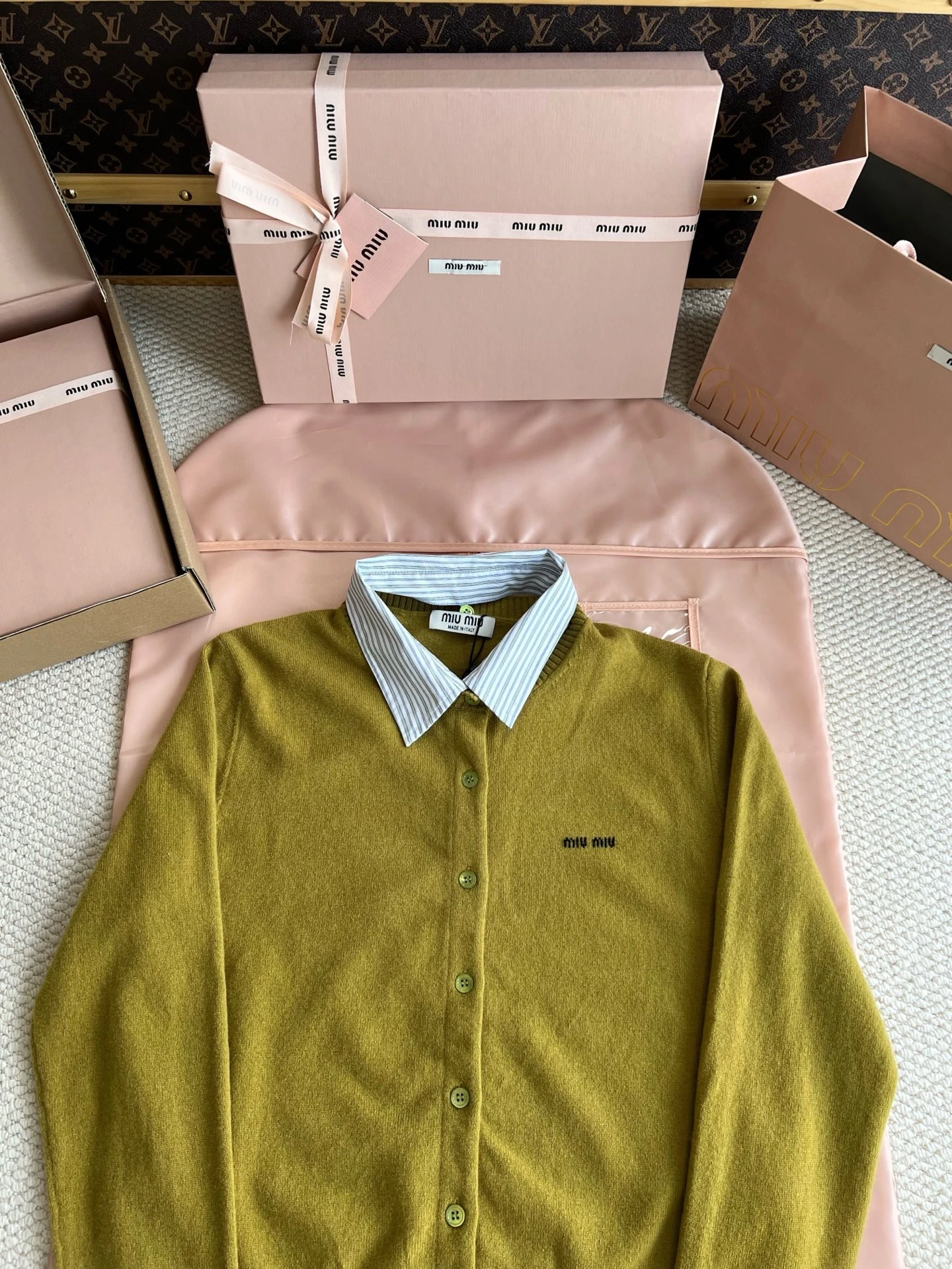 MIU MIU Женский джемпер MIU MIU Женский джемпер