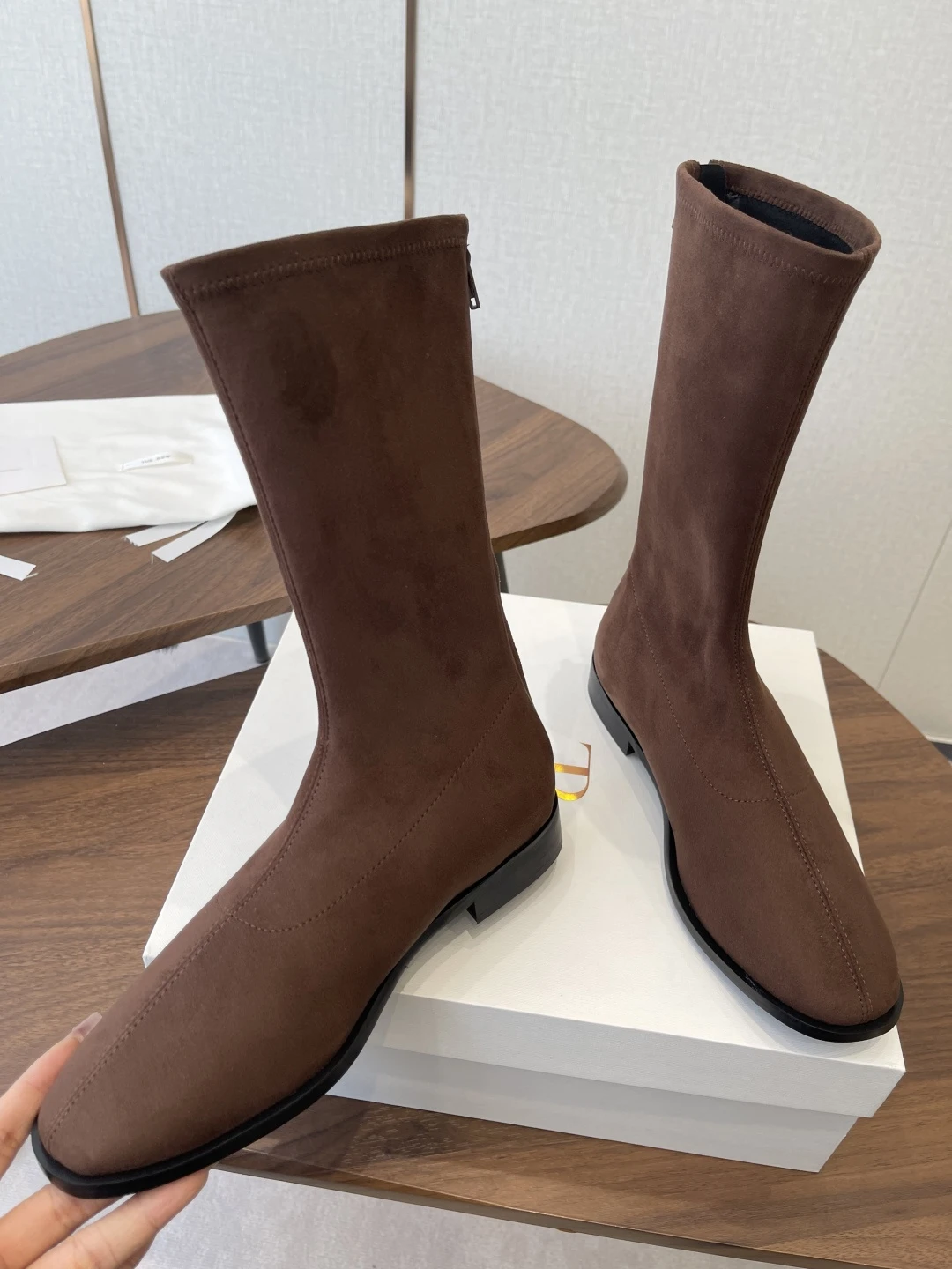 THE ROW Женские ботинки из овчины THE ROW Женские ботинки из овчины