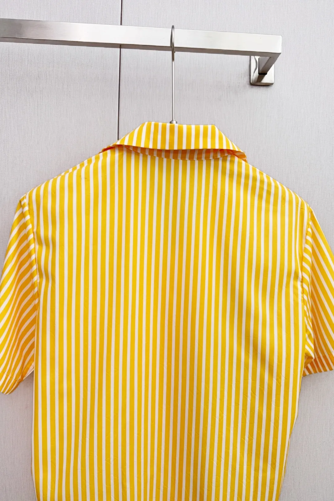 LOUIS VUITTON Мужская рубашка LOUIS VUITTON Мужская рубашка