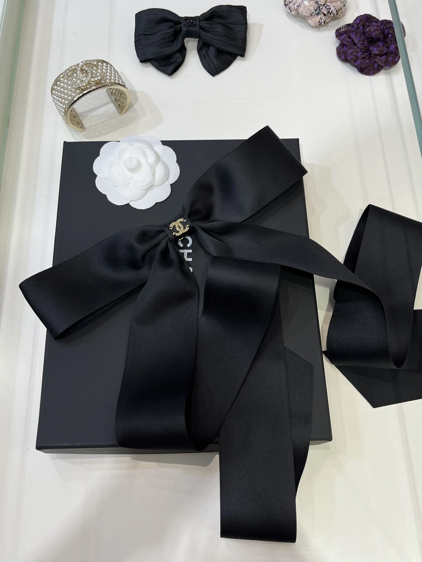 CHANEL Женская заколка для волос CHANEL Женская заколка для волос