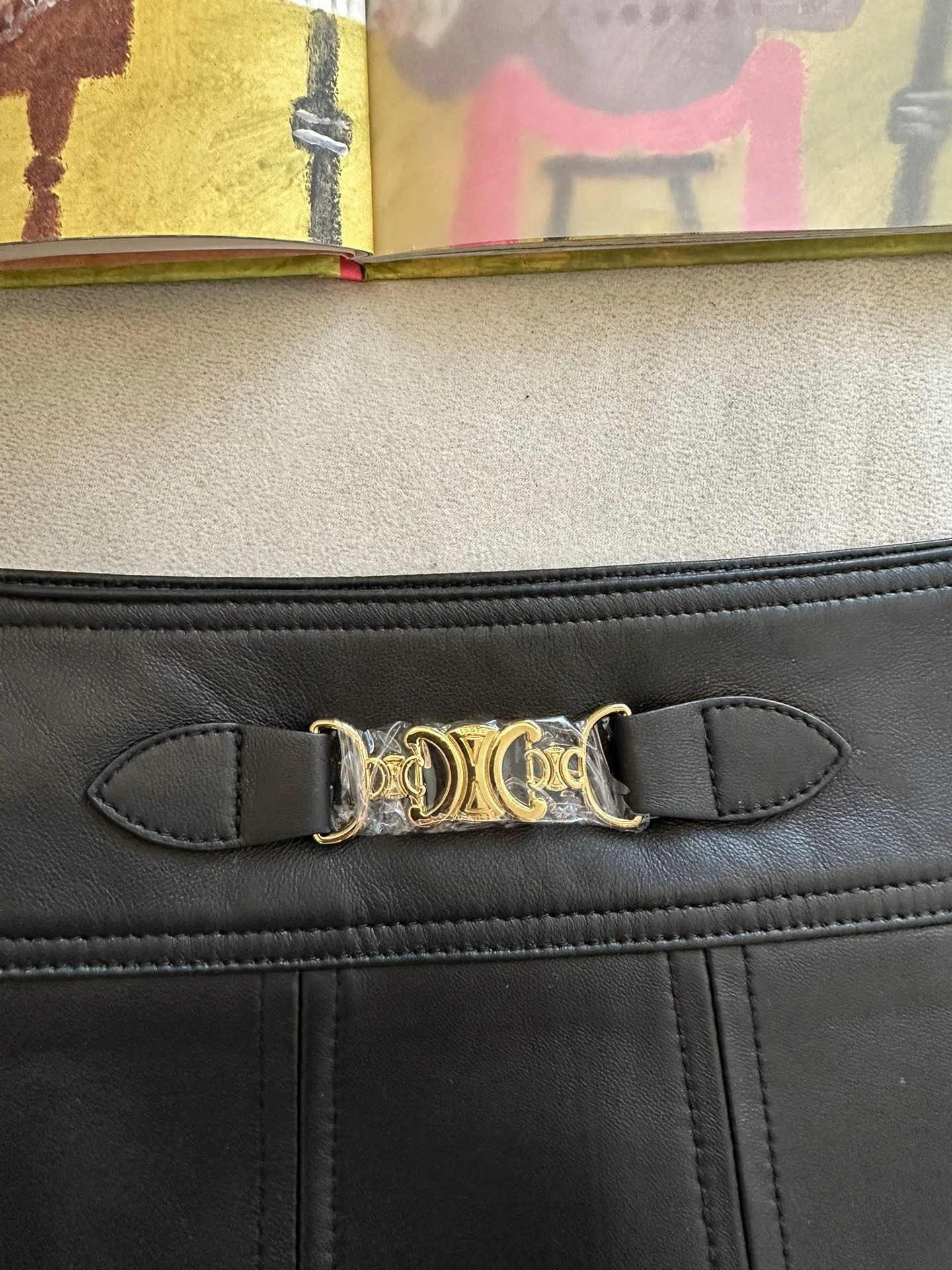 CELINE Женская кожаная юбка CELINE Женская кожаная юбка