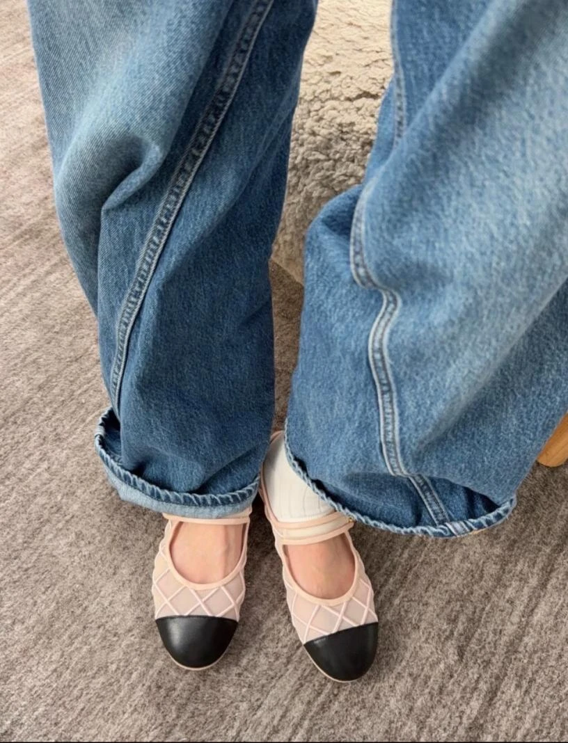 CHANEL Женские балетки с черным носком CHANEL Женские балетки с черным носком