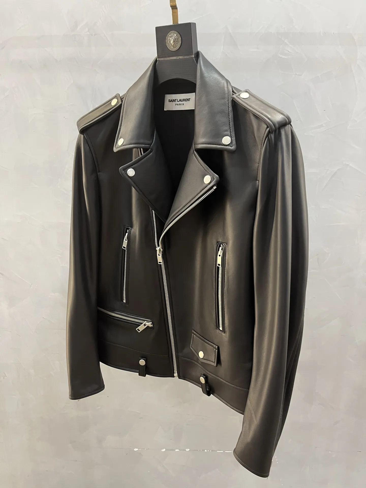 SAINT LAURENT Мужская кожаная куртка SAINT LAURENT Мужская кожаная куртка