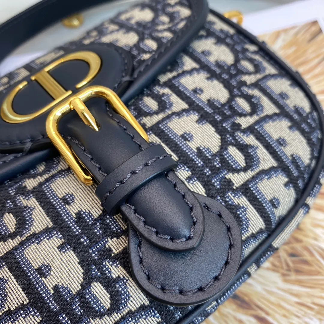 CHRISTIAN DIOR Женская сумка Bobby Oblique CHRISTIAN DIOR Женская сумка Bobby Oblique