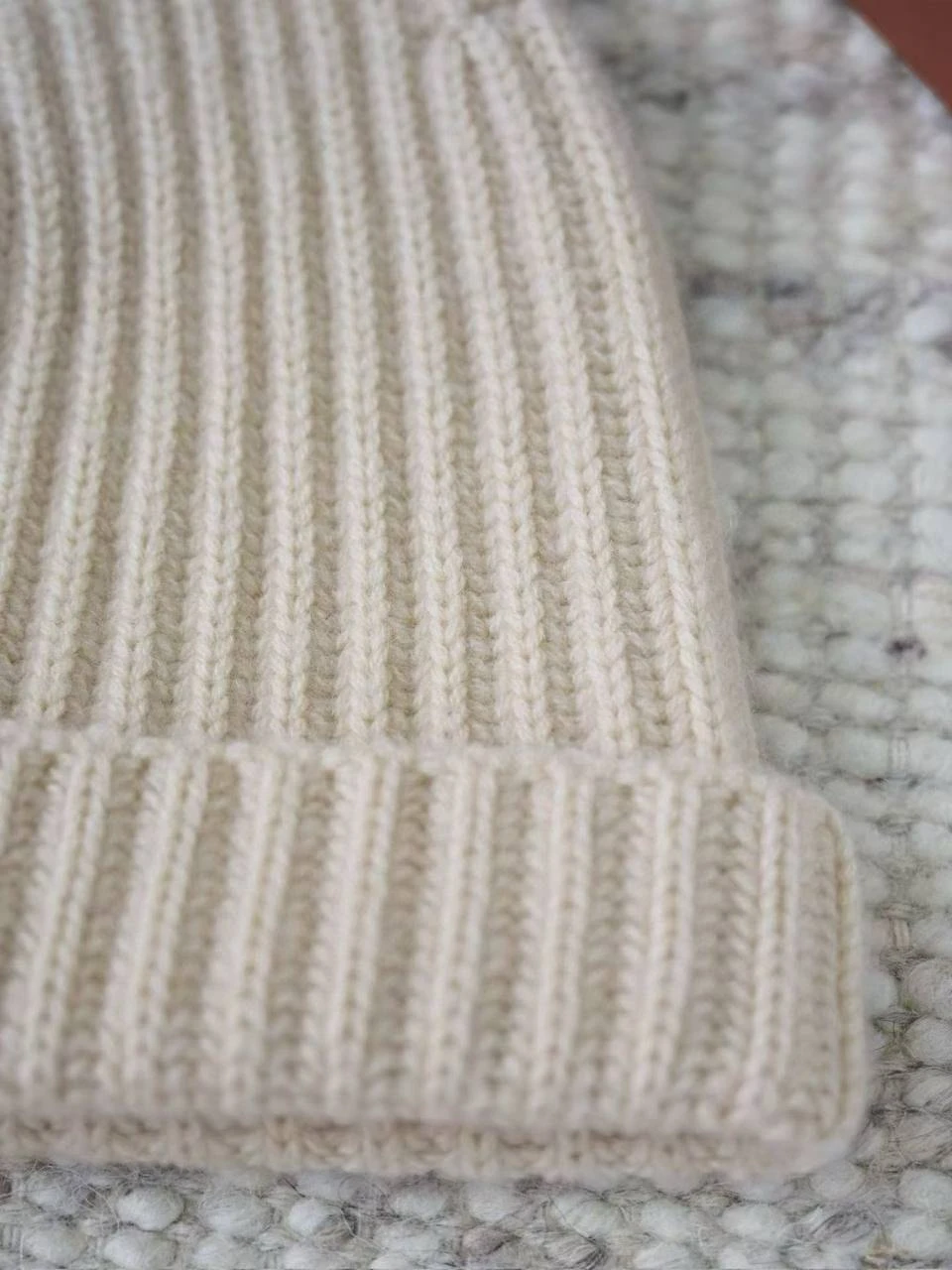 LORO PIANA Мужская шапка из кашемира  LORO PIANA Мужская шапка из кашемира