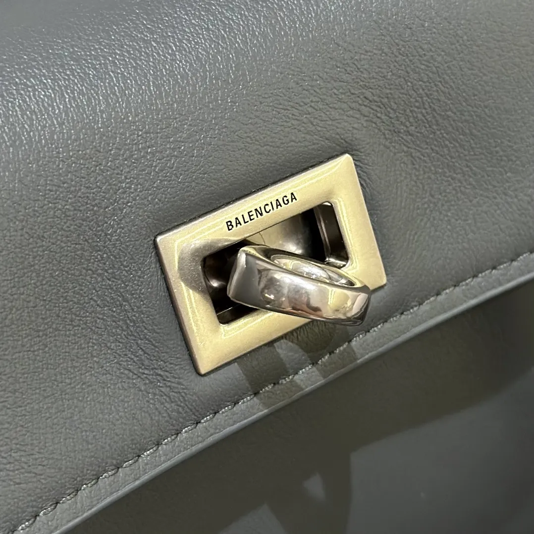 BALENCIAGA Женская сумка Rodeo grey BALENCIAGA Женская сумка Rodeo grey