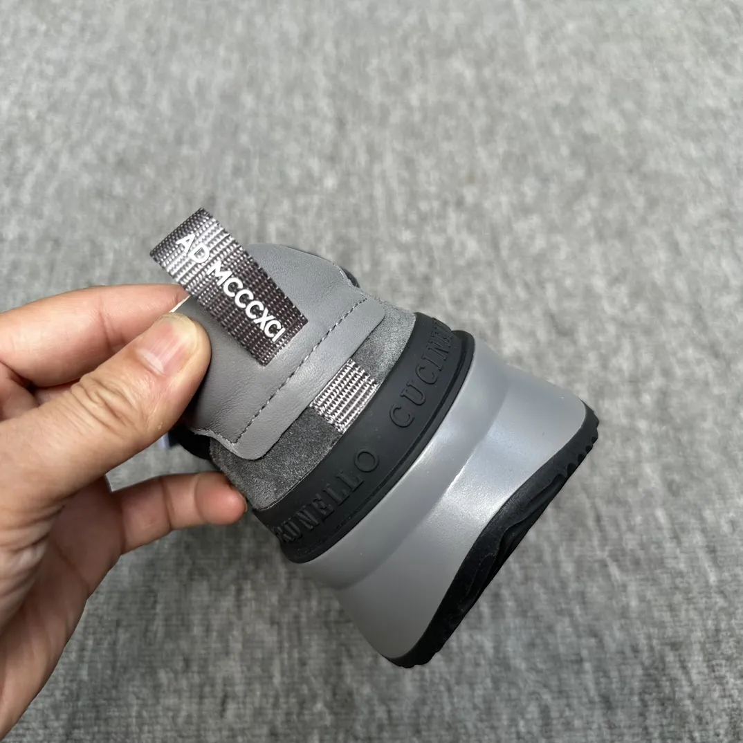 BRUNELLO CUCINELLI Мужские кроссовки из кожи и замши