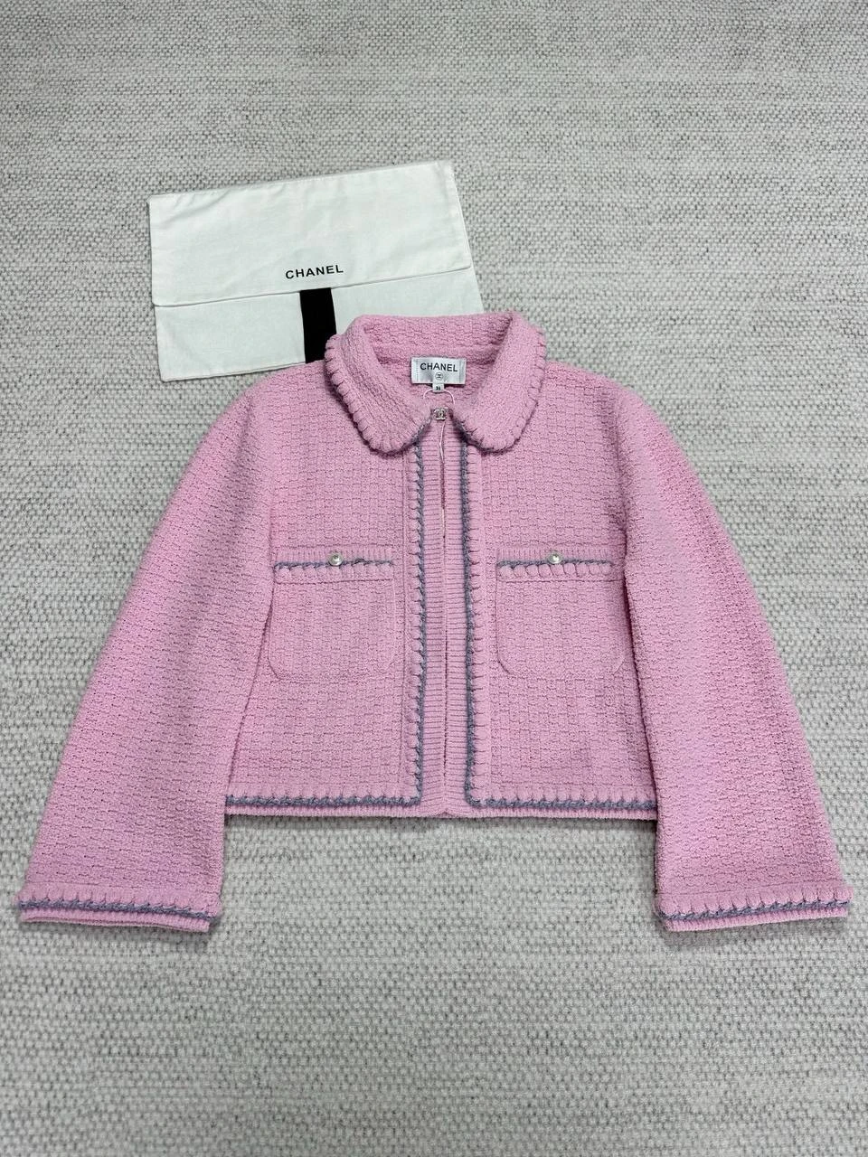CHANEL Женский кардиган  CHANEL Женский кардиган