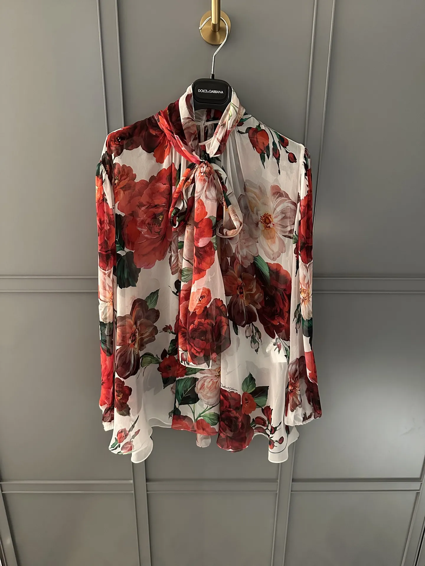 DOLCE & GABBANA Женская шелковая блузка DOLCE & GABBANA Женская шелковая блузка