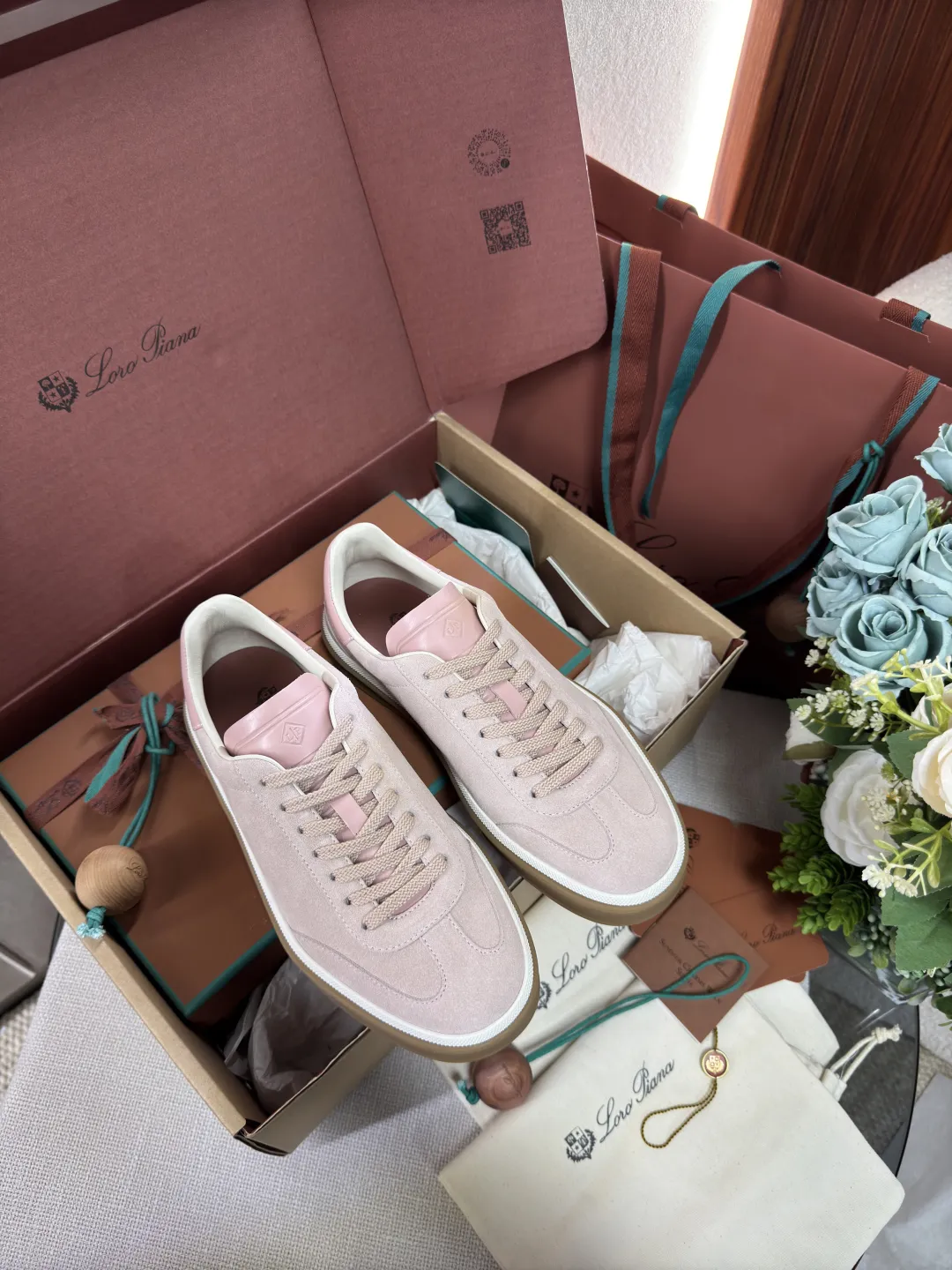 LORO PIANA Женские замшевые кеды LORO PIANA Женские замшевые кеды