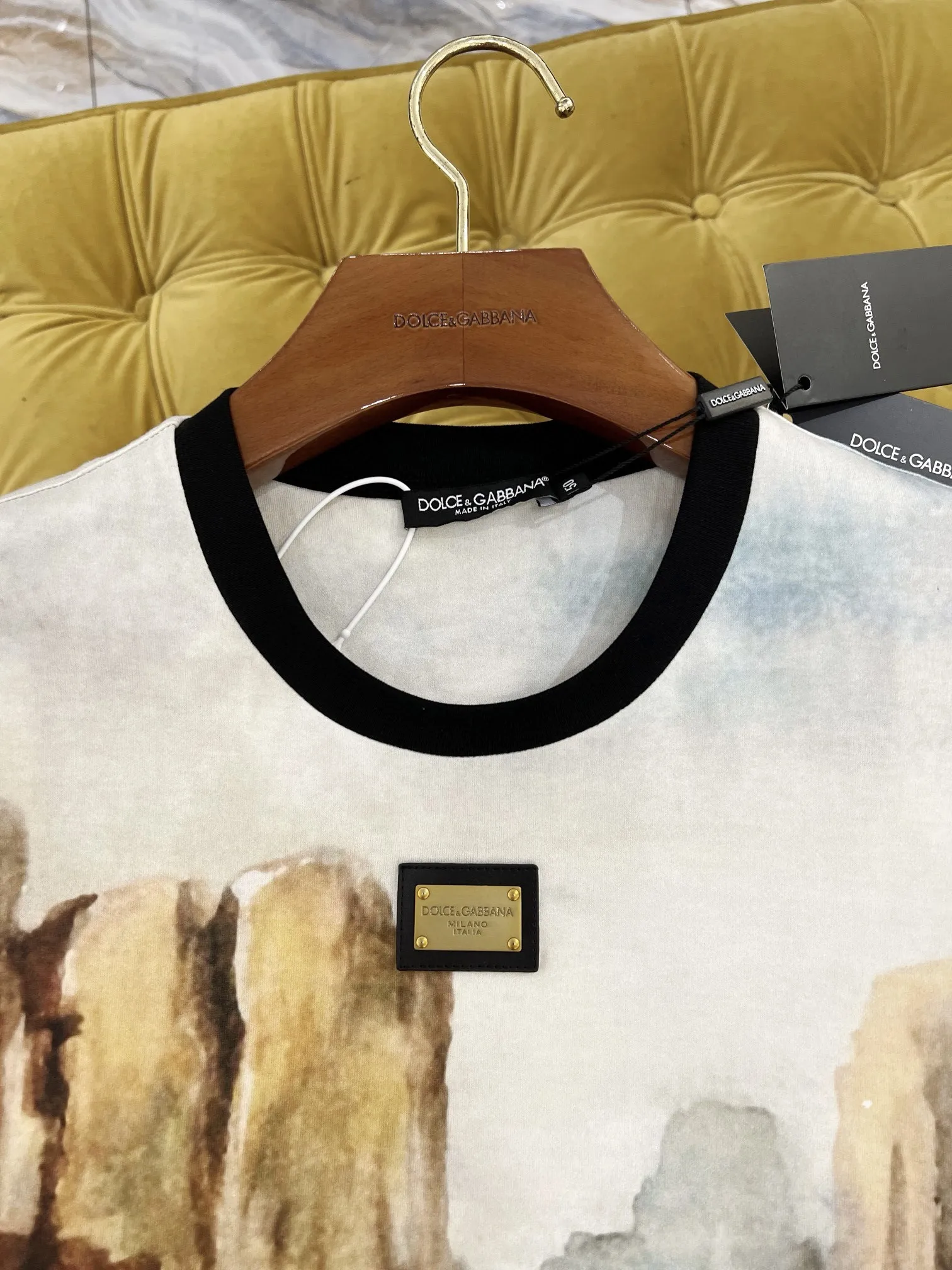 DOLCE & GABBANA Мужская футболка с пейзажем DOLCE & GABBANA Мужская футболка с пейзажем