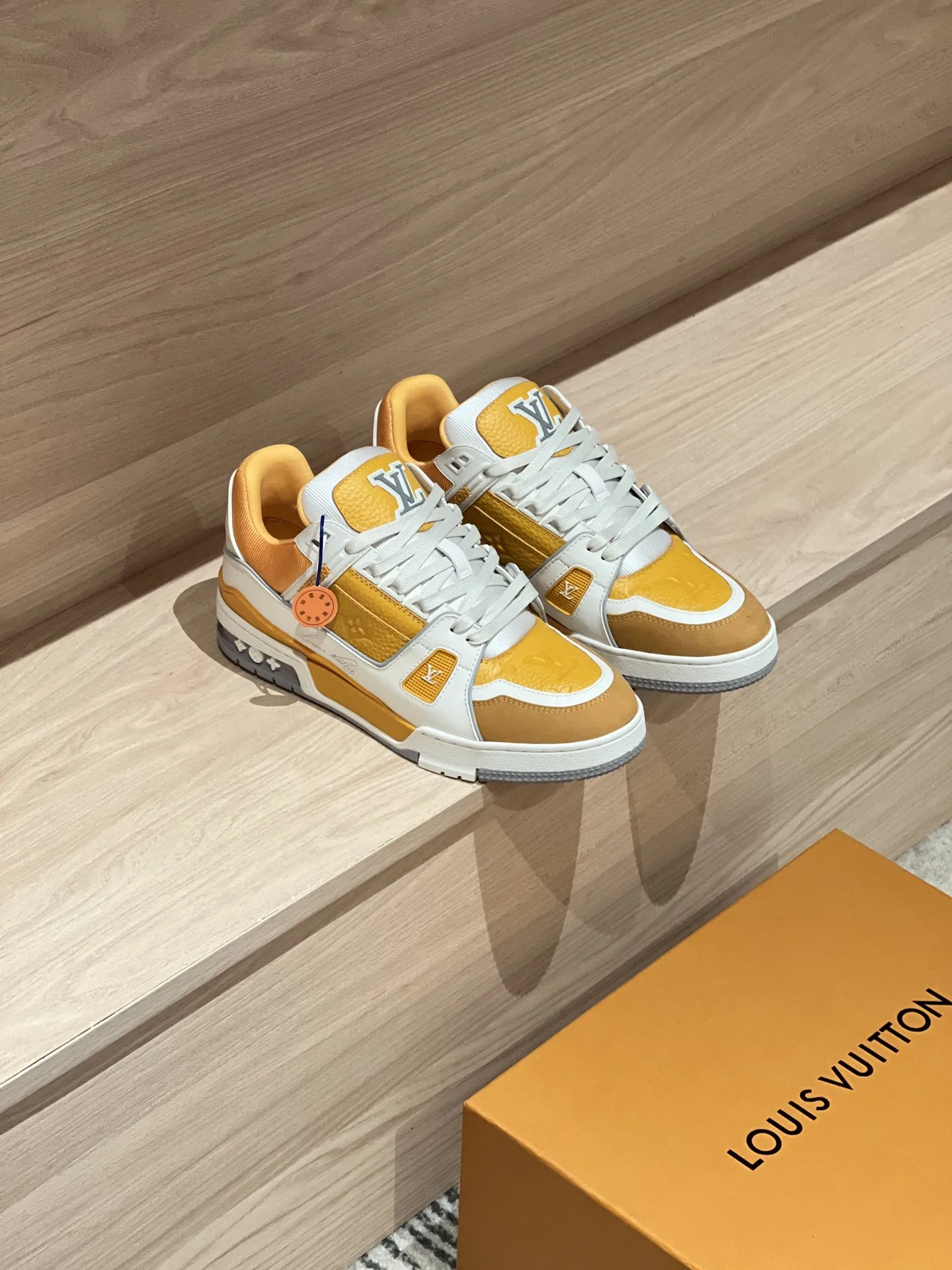 LOUIS VUITTON Кроссовки LV Trainer в стиле винтажной обуви для игры в баскетбол