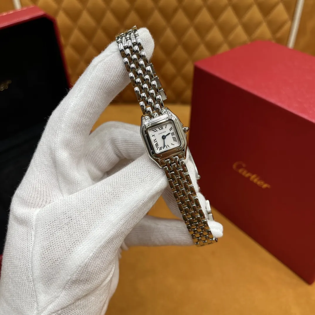 CARTIER Женские часы Panthère Mini WSPN0012 CARTIER Женские часы Panthère Mini WSPN0012