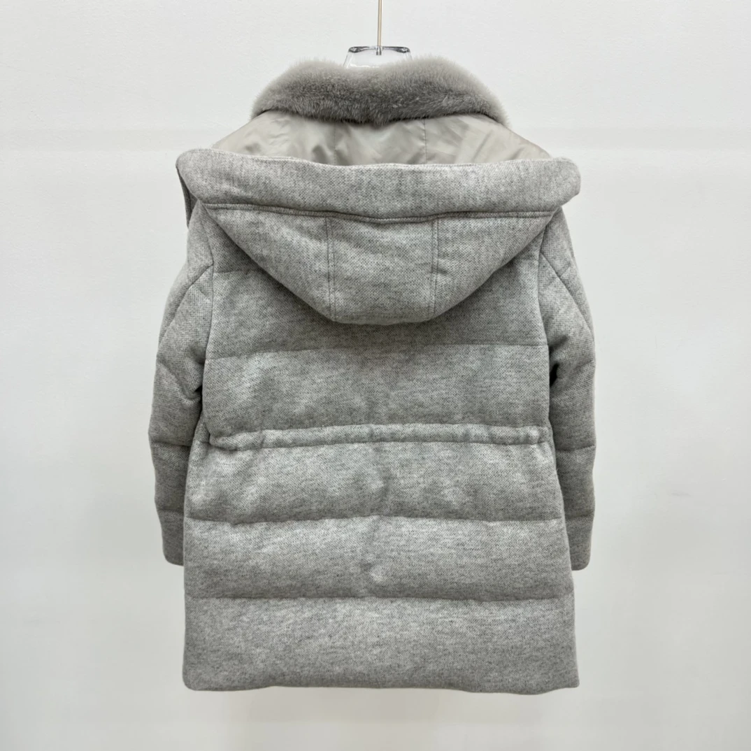 BRUNELLO CUCINELLI Женский удлинённый пуховик из кашемира BRUNELLO CUCINELLI Женский удлинённый пуховик из кашемира