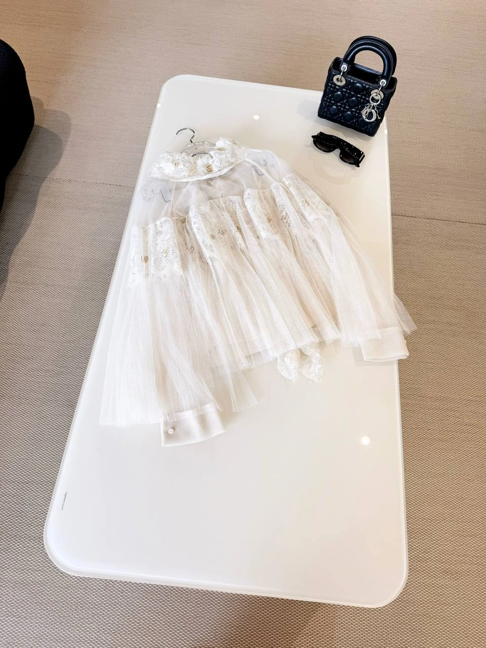 CHRISTIAN DIOR Женская блуза CHRISTIAN DIOR Женская блуза