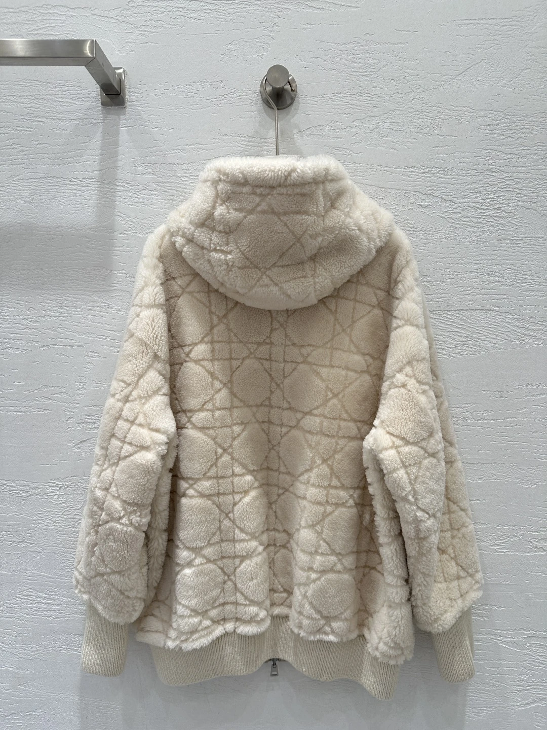 CHRISTIAN DIOR Женская кожаная куртка 