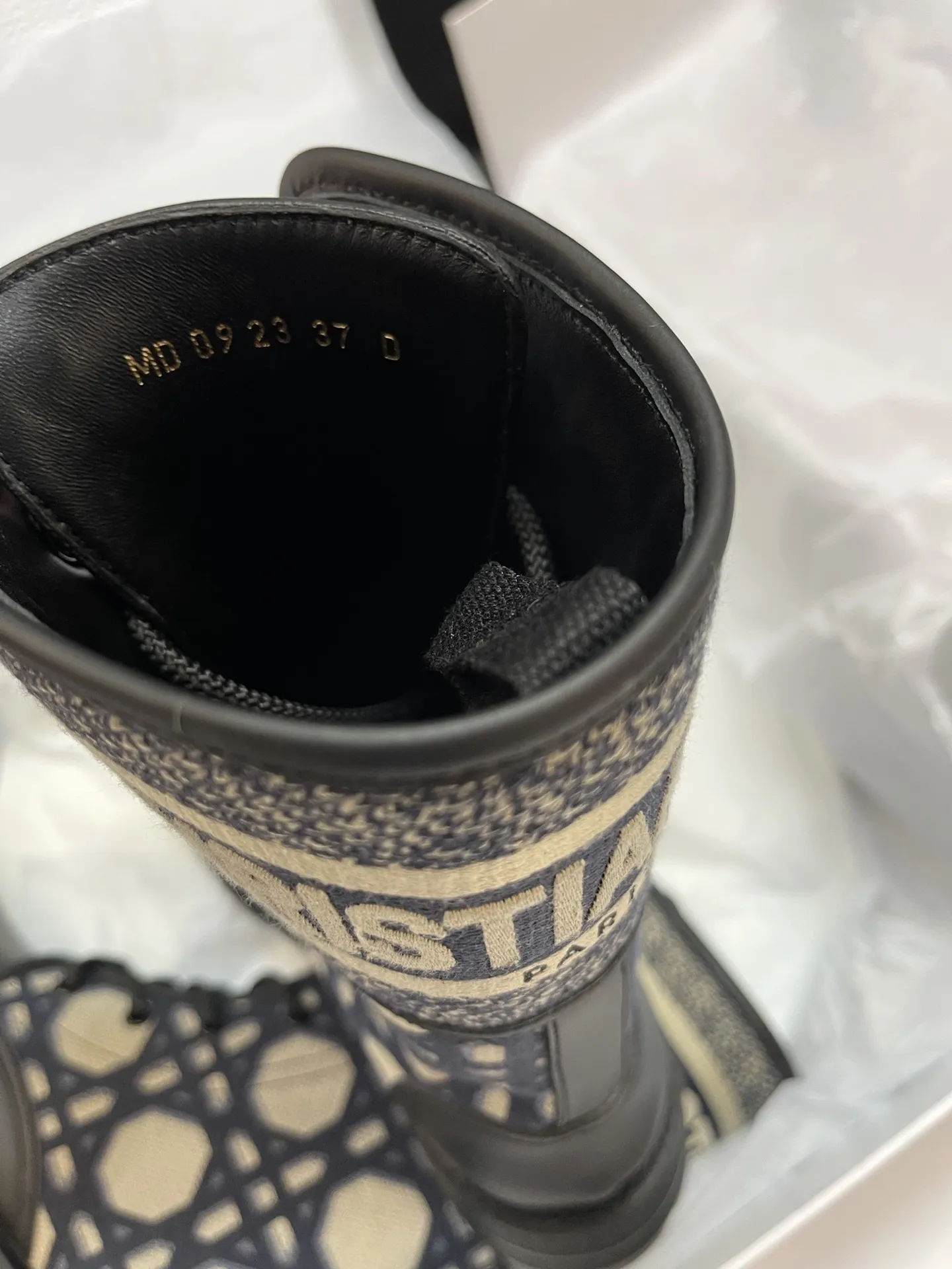 CHRISTIAN DIOR Женские ботинки CHRISTIAN DIOR Женские ботинки