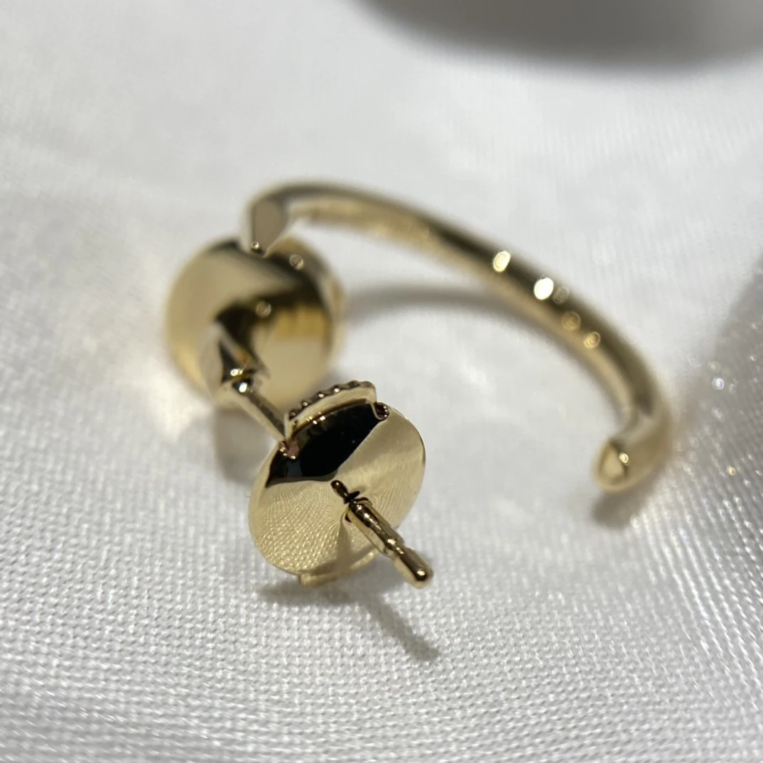 CARTIER Серьги Juste un Clou из желтого золота CARTIER Серьги Juste un Clou из желтого золота