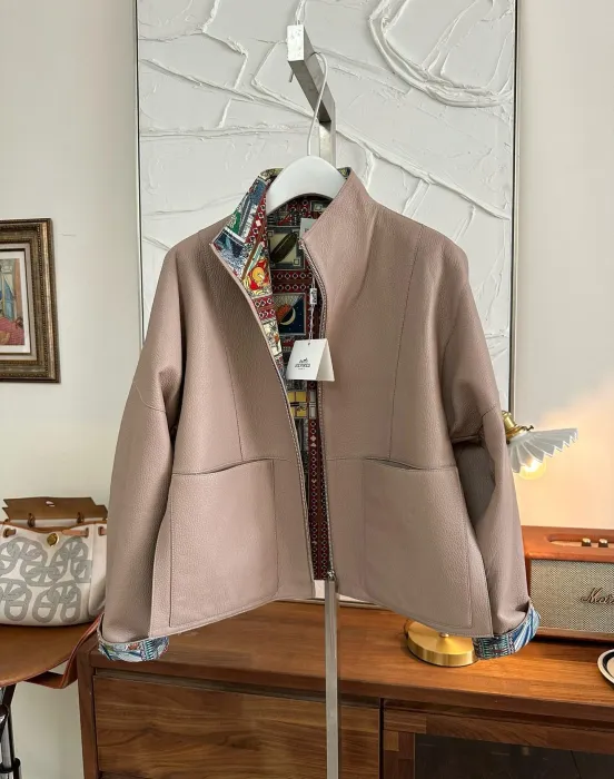 HERMES Женская кожаная куртка