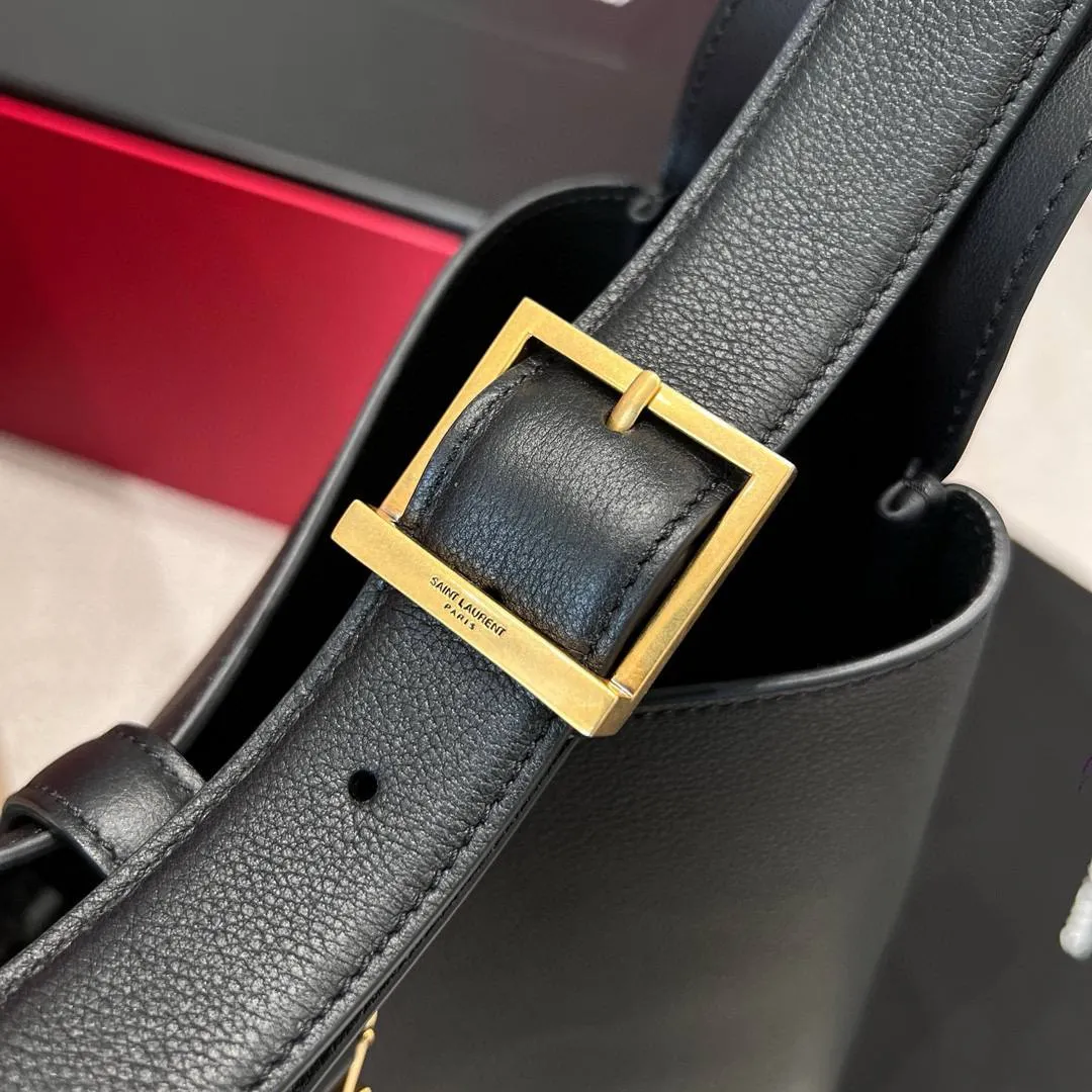 SAINT LAURENT Женская сумка Hobo