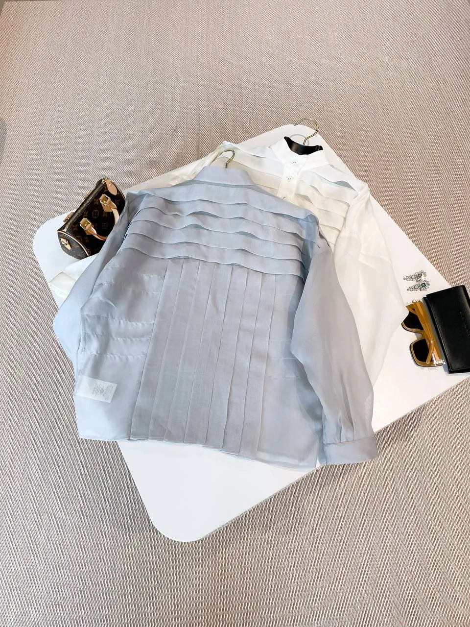 LOUIS VUITTON Женская рубашка из полупрозрачного шелкового тюля