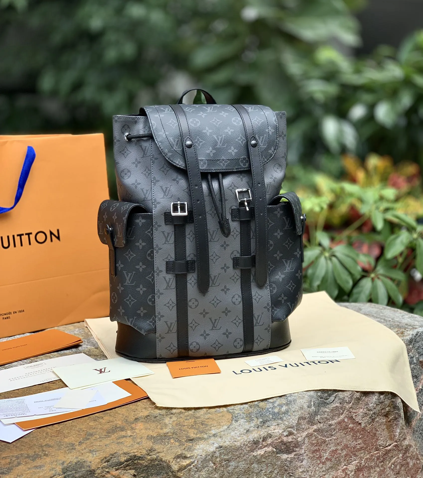 LOUIS VUITTON Мужской рюкзак Christopher MM LOUIS VUITTON Мужской рюкзак Christopher MM