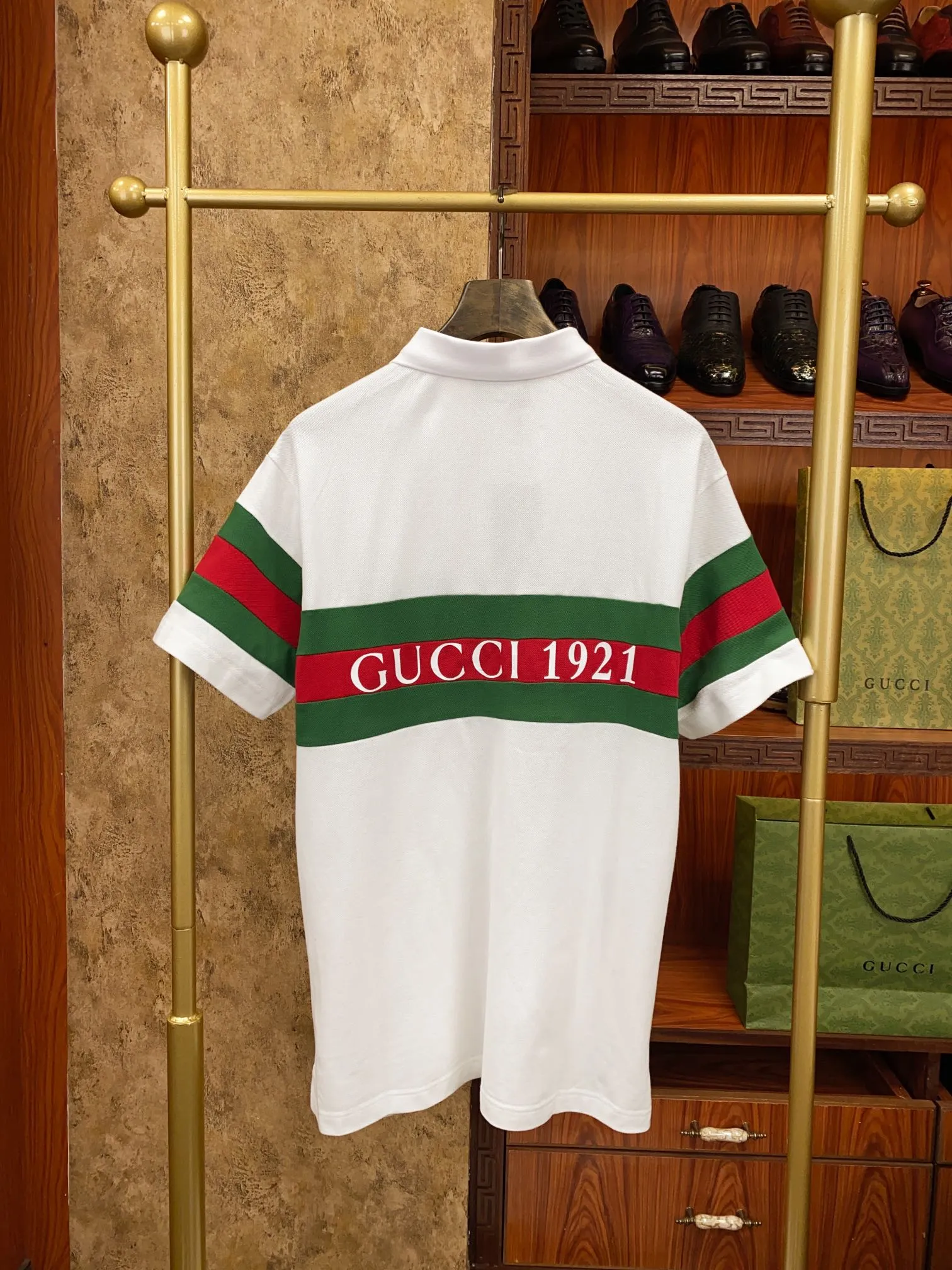 GUCCI Мужская футболка GUCCI Мужская футболка