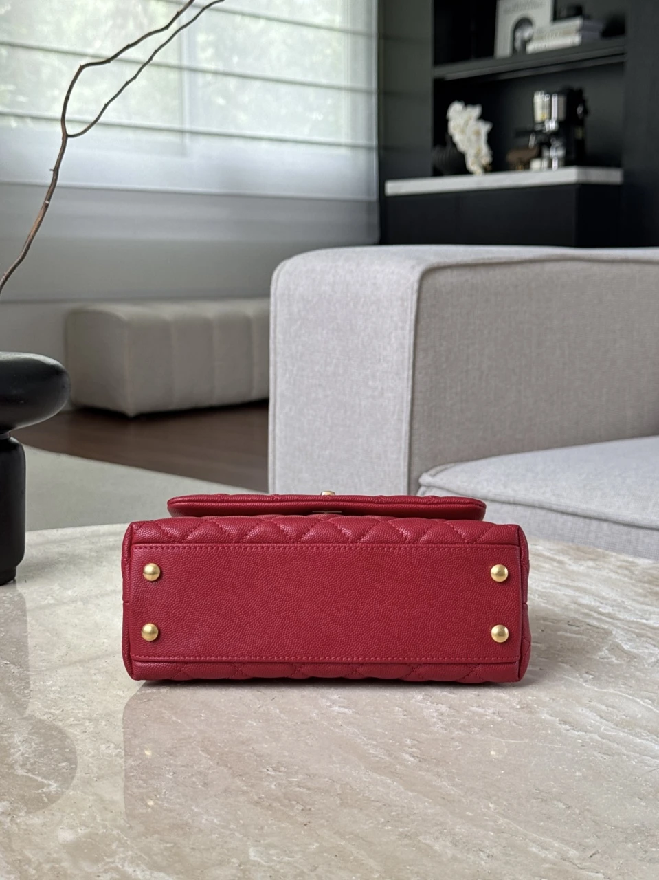 CHANEL Женская сумка Coco Handle с витой ручкой